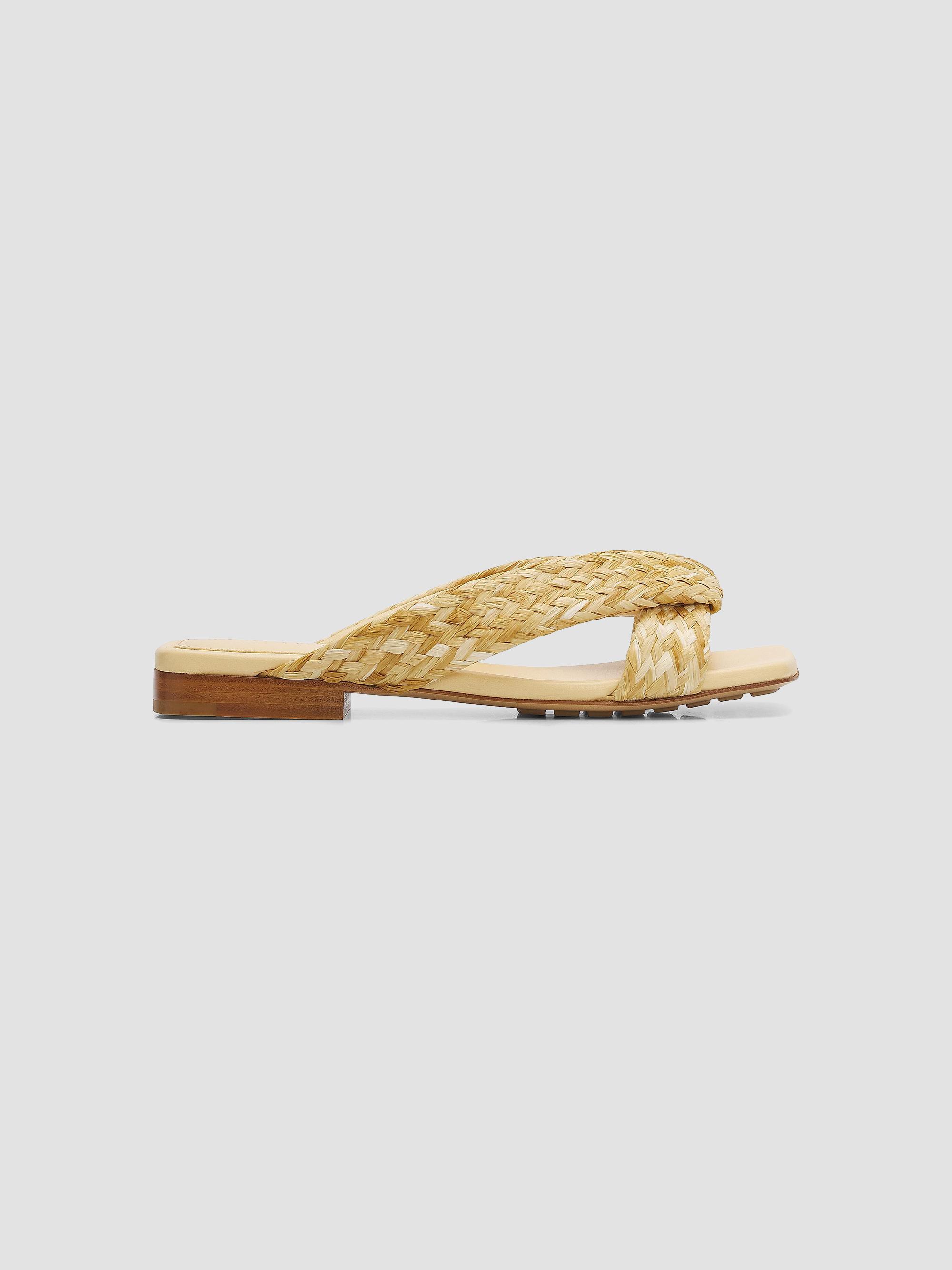 Bottega Veneta Alfie Leather Fisherman Sandals | Saks Fifth Avenue