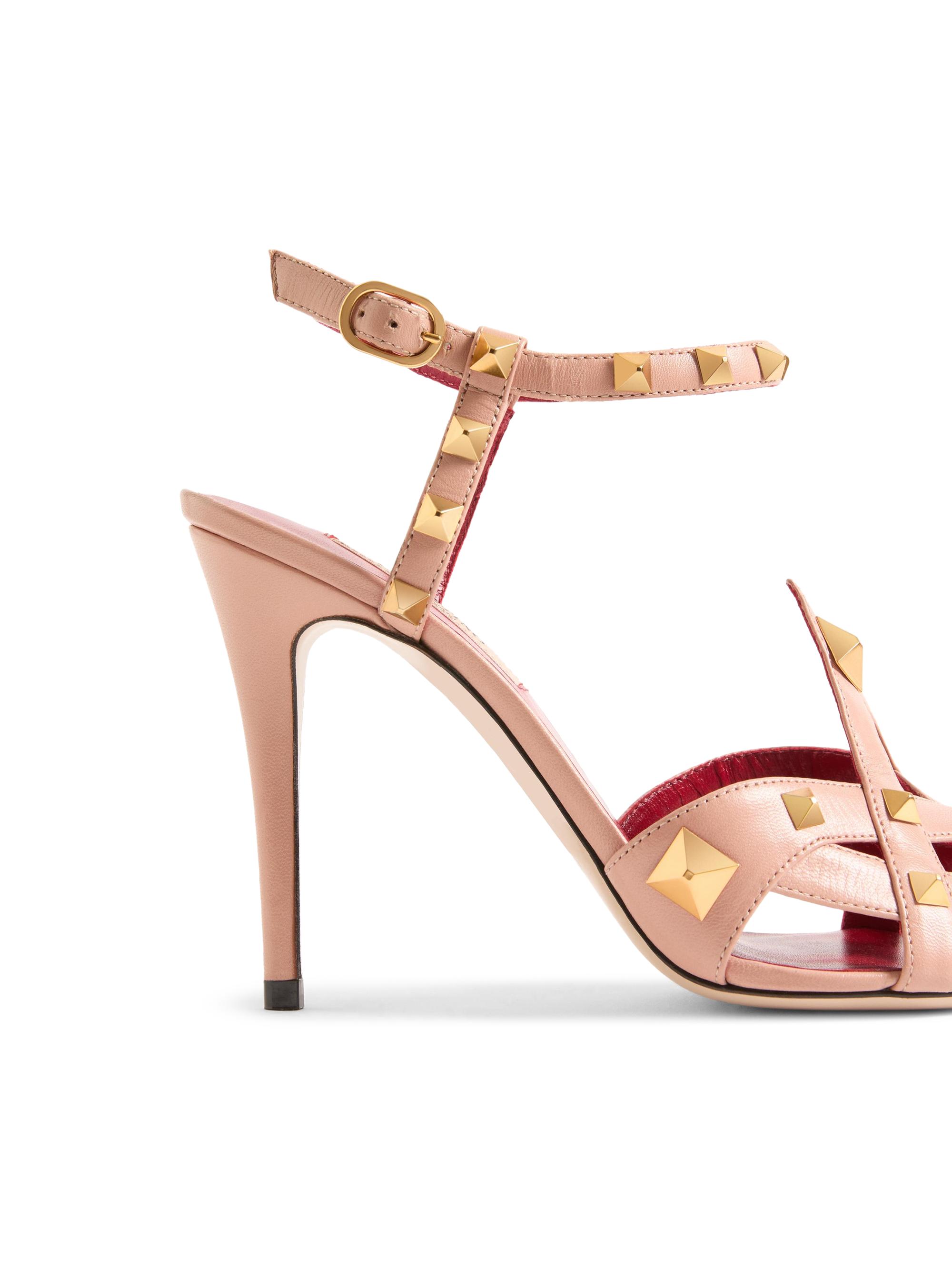 VALENTINO グレインカーフスキンスサンダル/38size VALENTINO グレインカーフスキンスサンダル/38size