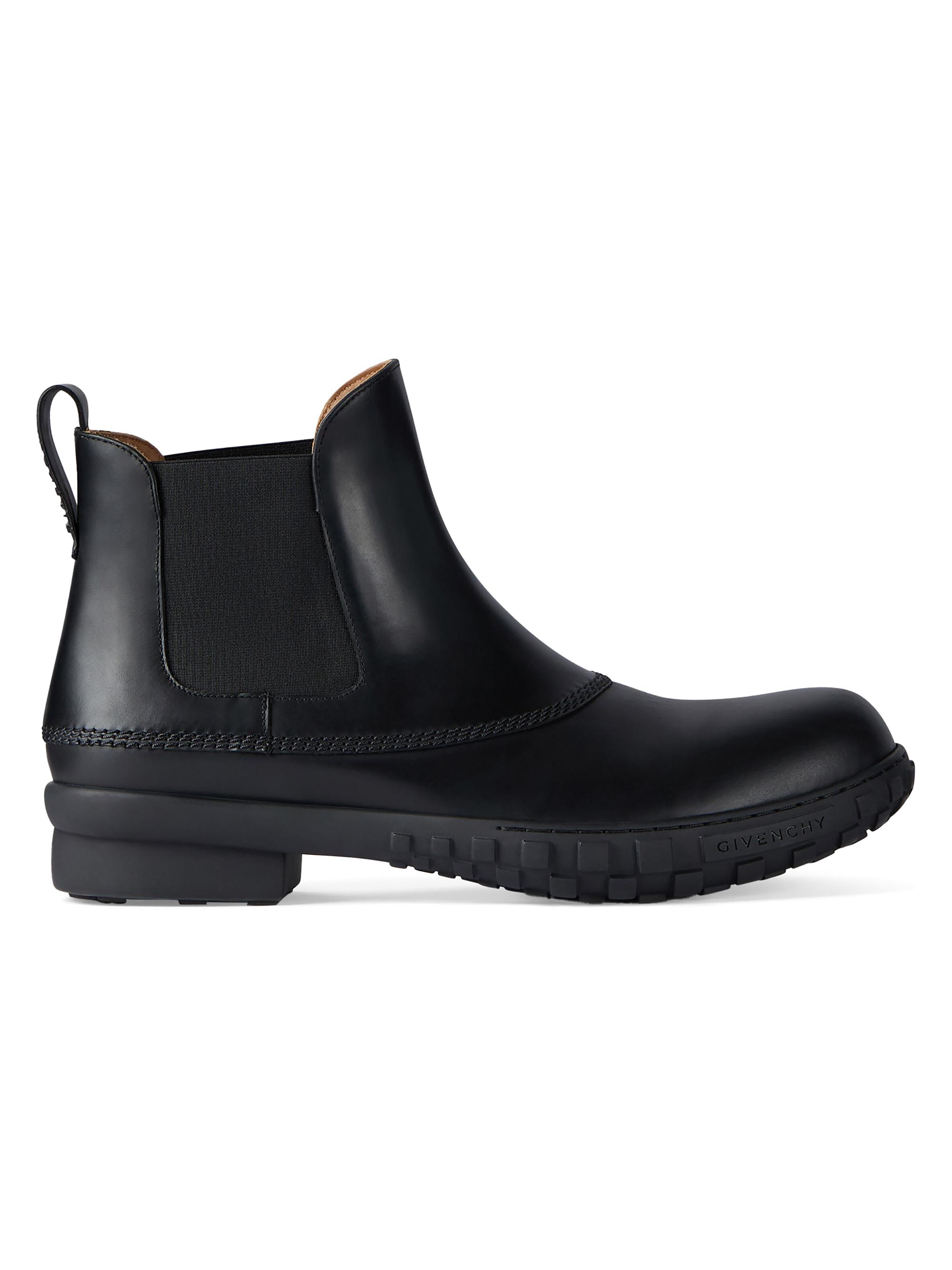 Givenchy Men's Echo Chelsea Boots in Leather - Black