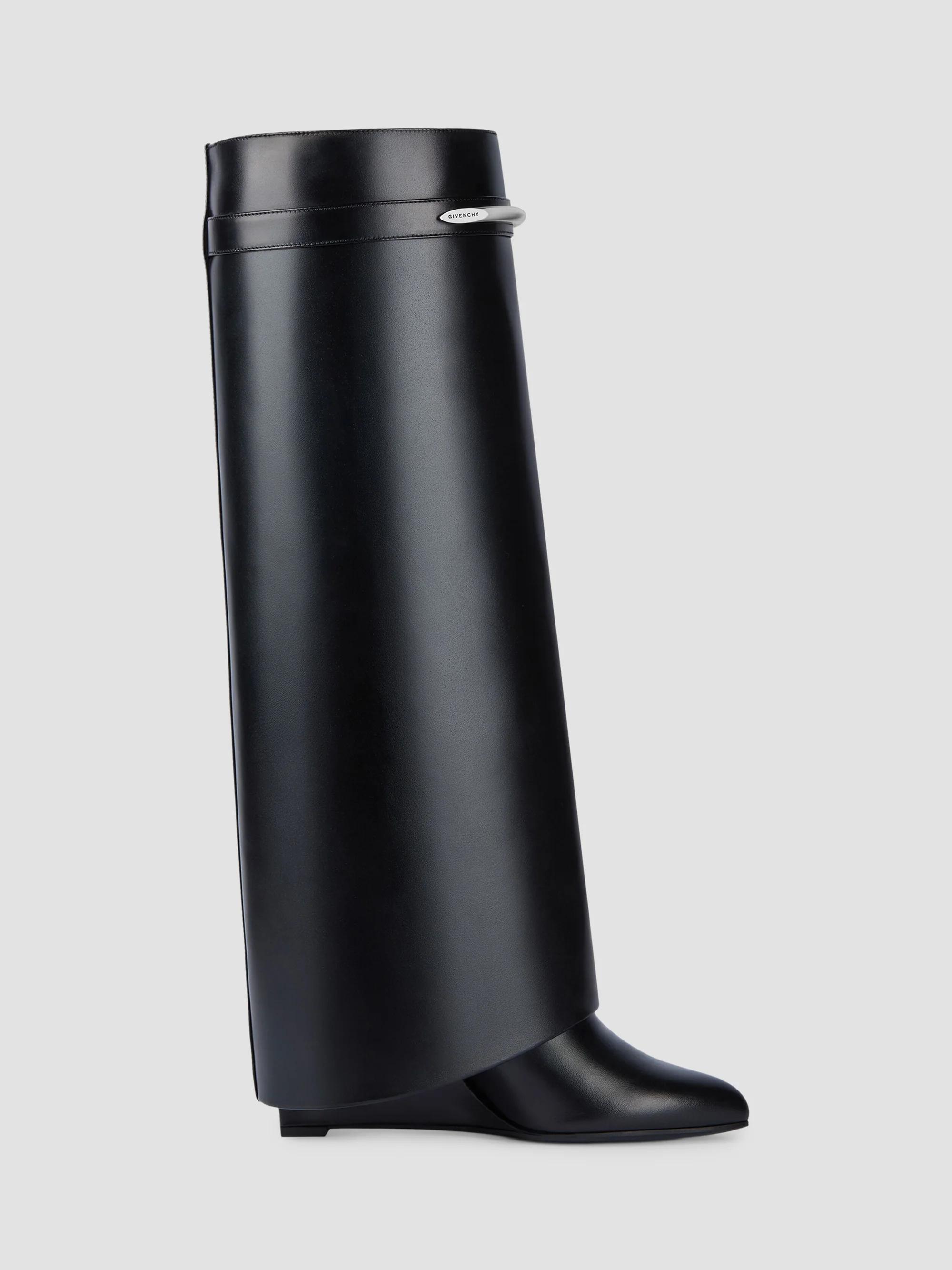 GIVENCHY Shark Lock ブーツ ブラック Givenchy Shark Lock Sandals in Leather | Saks Fifth Avenue