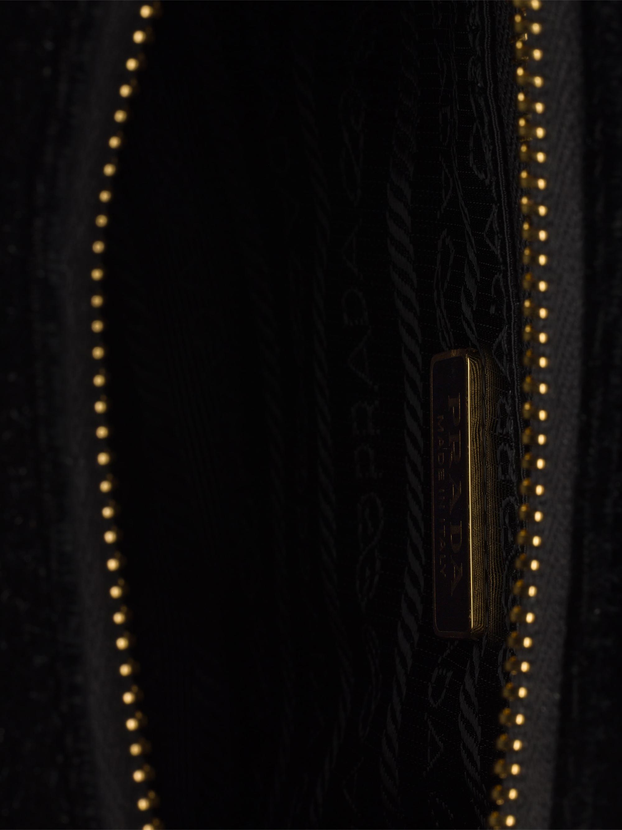 ☆美品・ギャランティ付☆PRADA VELLUTO JACQUAR ハンドバッグ Prada Black Velluto Jacquar Velvet Frame Bag BR3509 | Yoogi's Closet