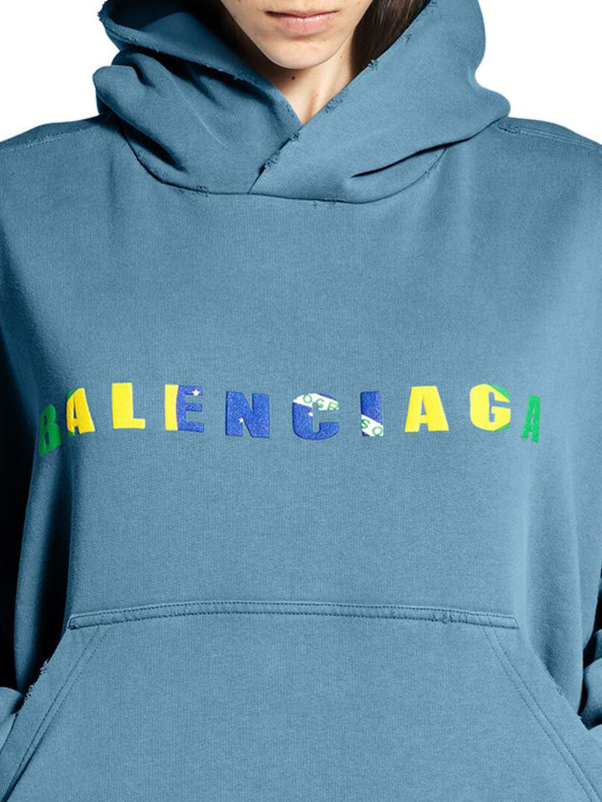BALENCIAGA FLAGS ハーフジップスウェット 水色 Balenciaga International Cropped Hoodie | Saks Fifth Avenue