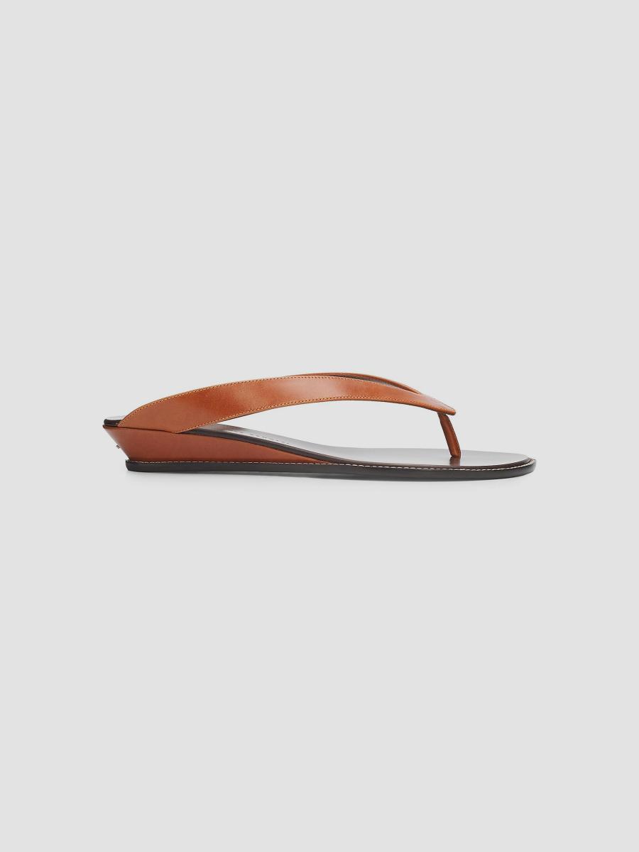 Giuseppe Zanotti Amelia 25MM Leather Thong Sandals | Saks Fifth Avenue