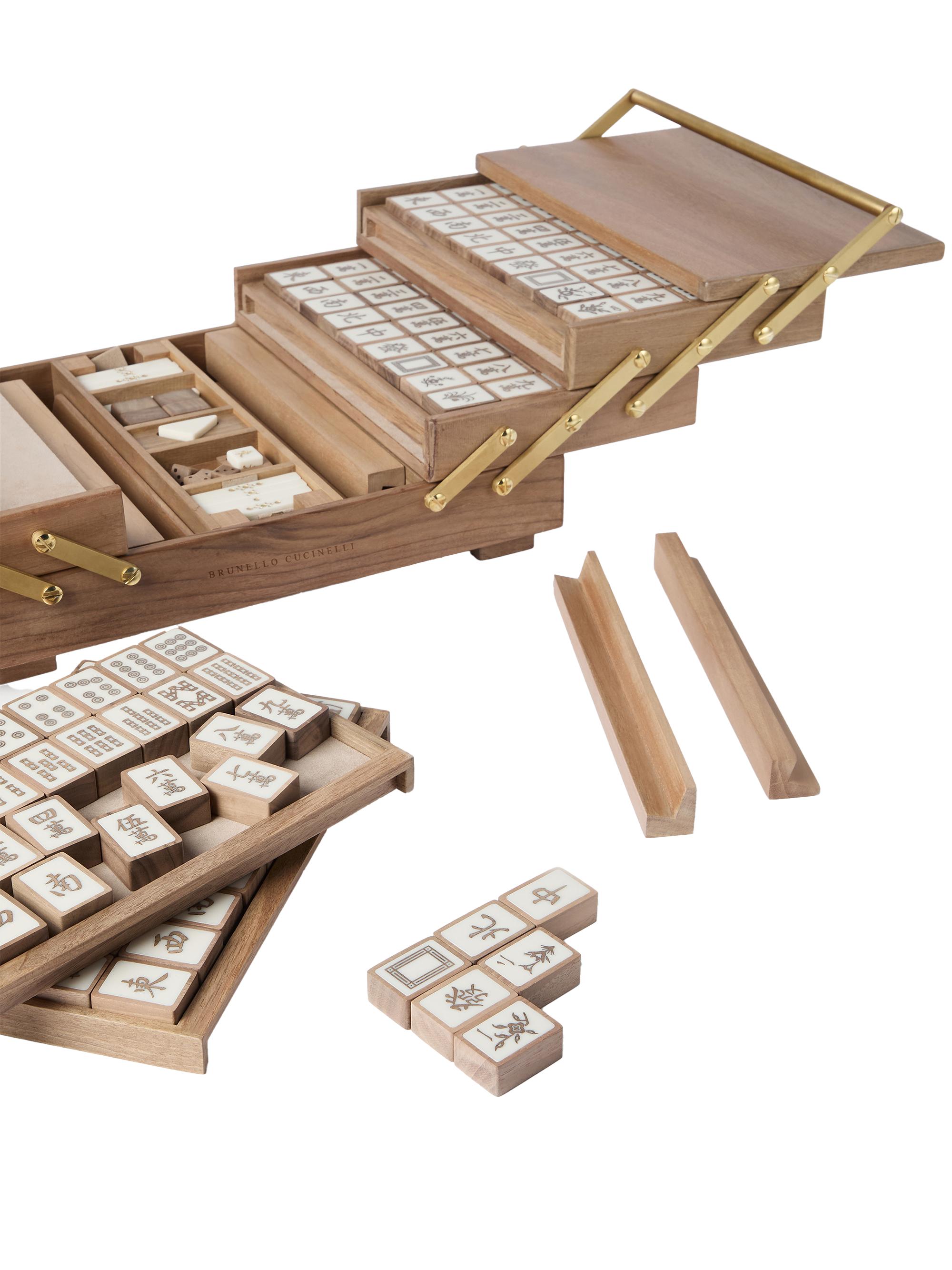 Musashi角芯4剣ローズウッド&スネークウッド　他２本とキューケースセット Brunello Cucinelli Walnut Wood, Krion® and Brass Mahjong Set