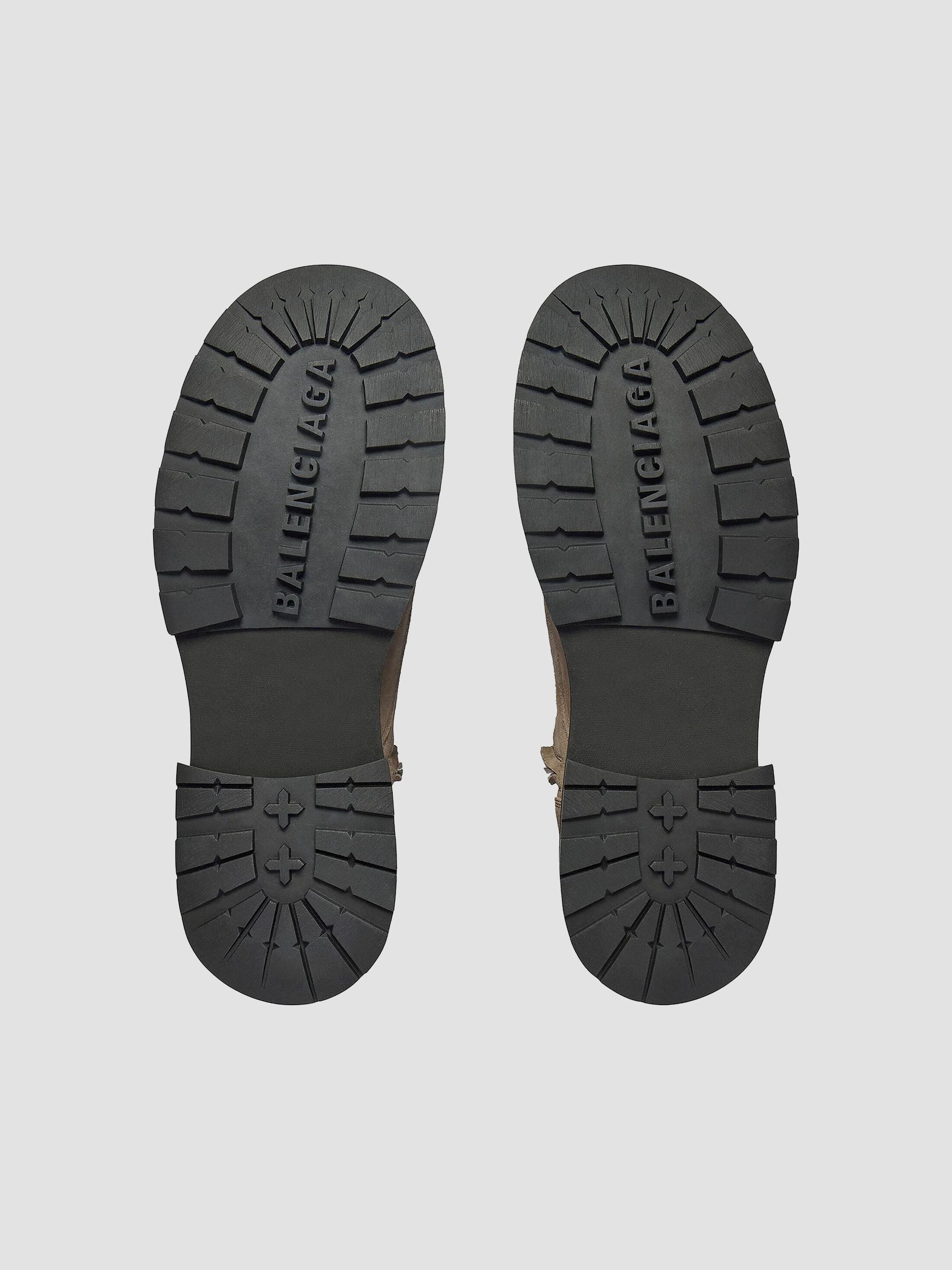 balenciaga truck lace up サンドベージュ 43 Balenciaga Truck Lace-Up Boots | Saks Fifth Avenue