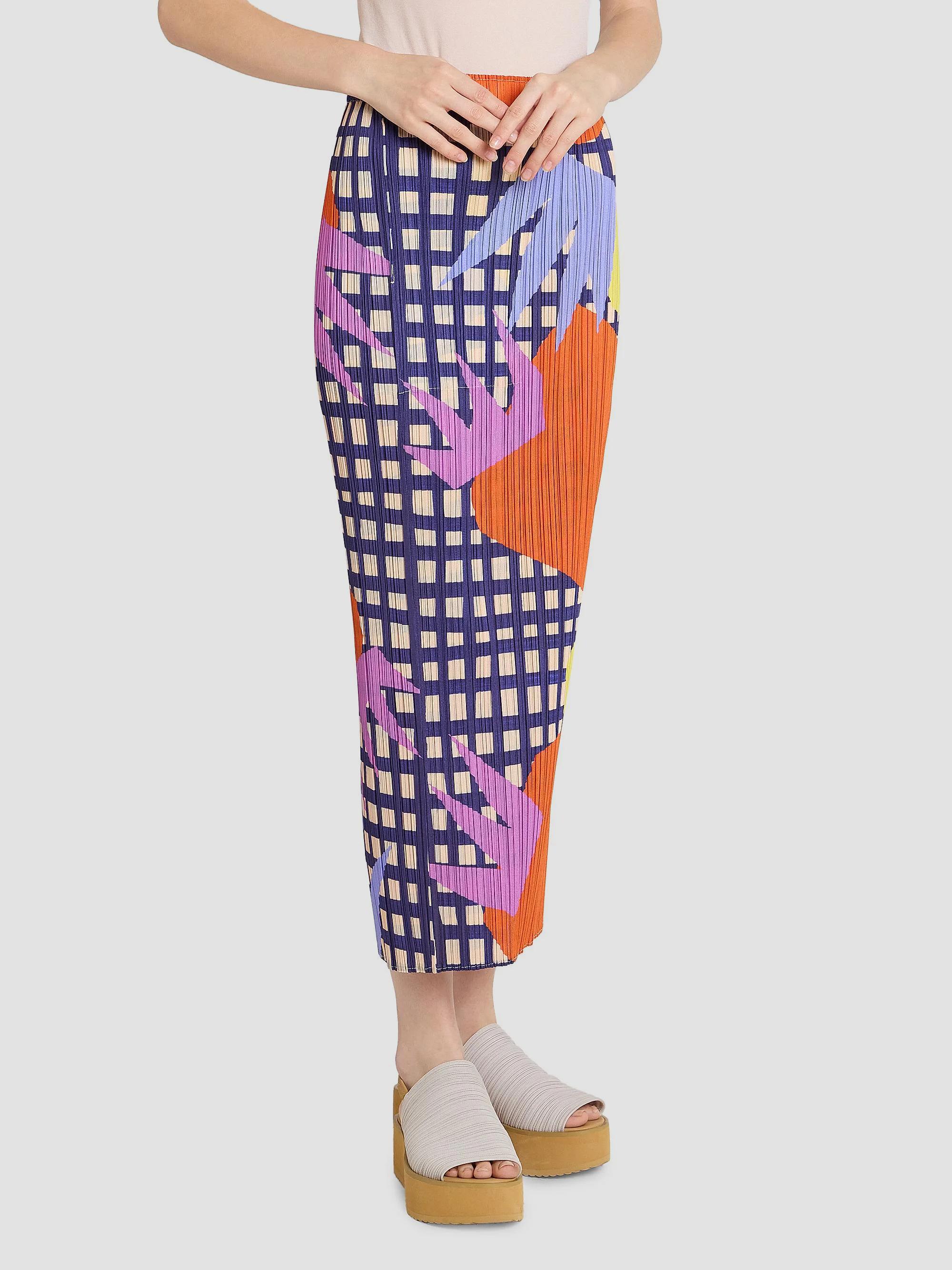 Pleats Please Issey Miyake Market Printed Pleated Midi-Skirt