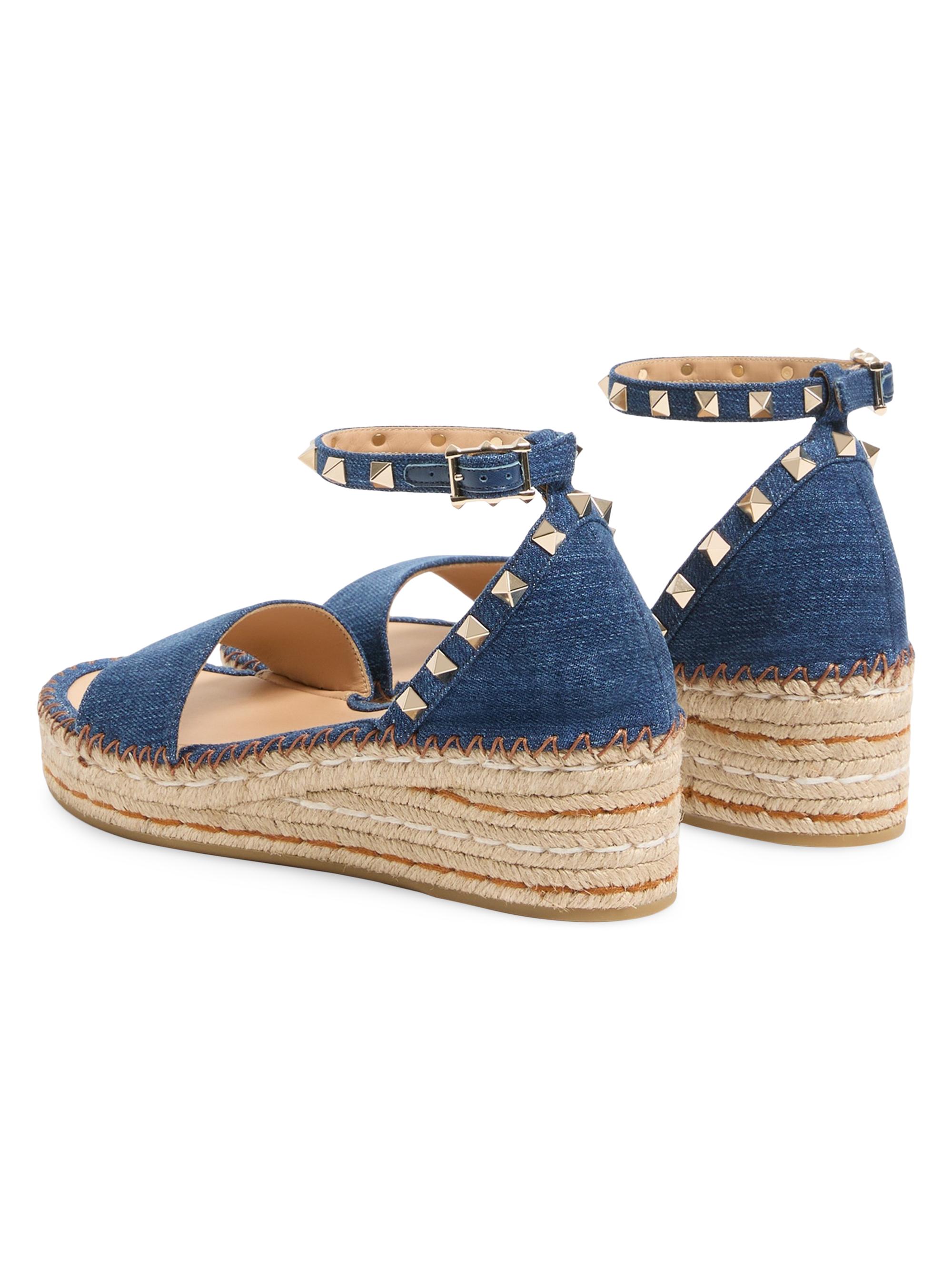 Valentino Garavani Rockstud 5MM Double Flatform Sandals in  display picture 3