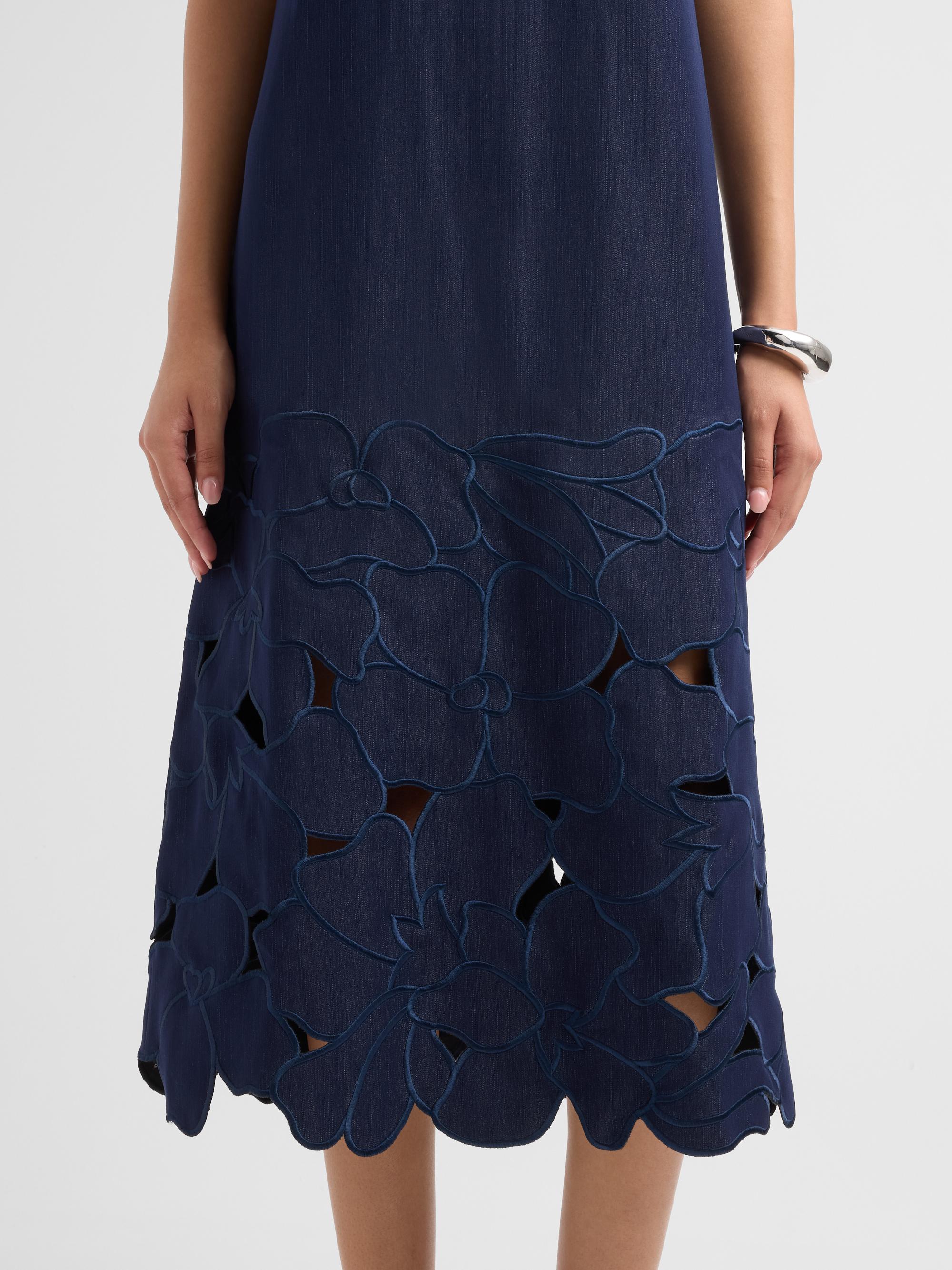 guipure lace shift dress English Factory