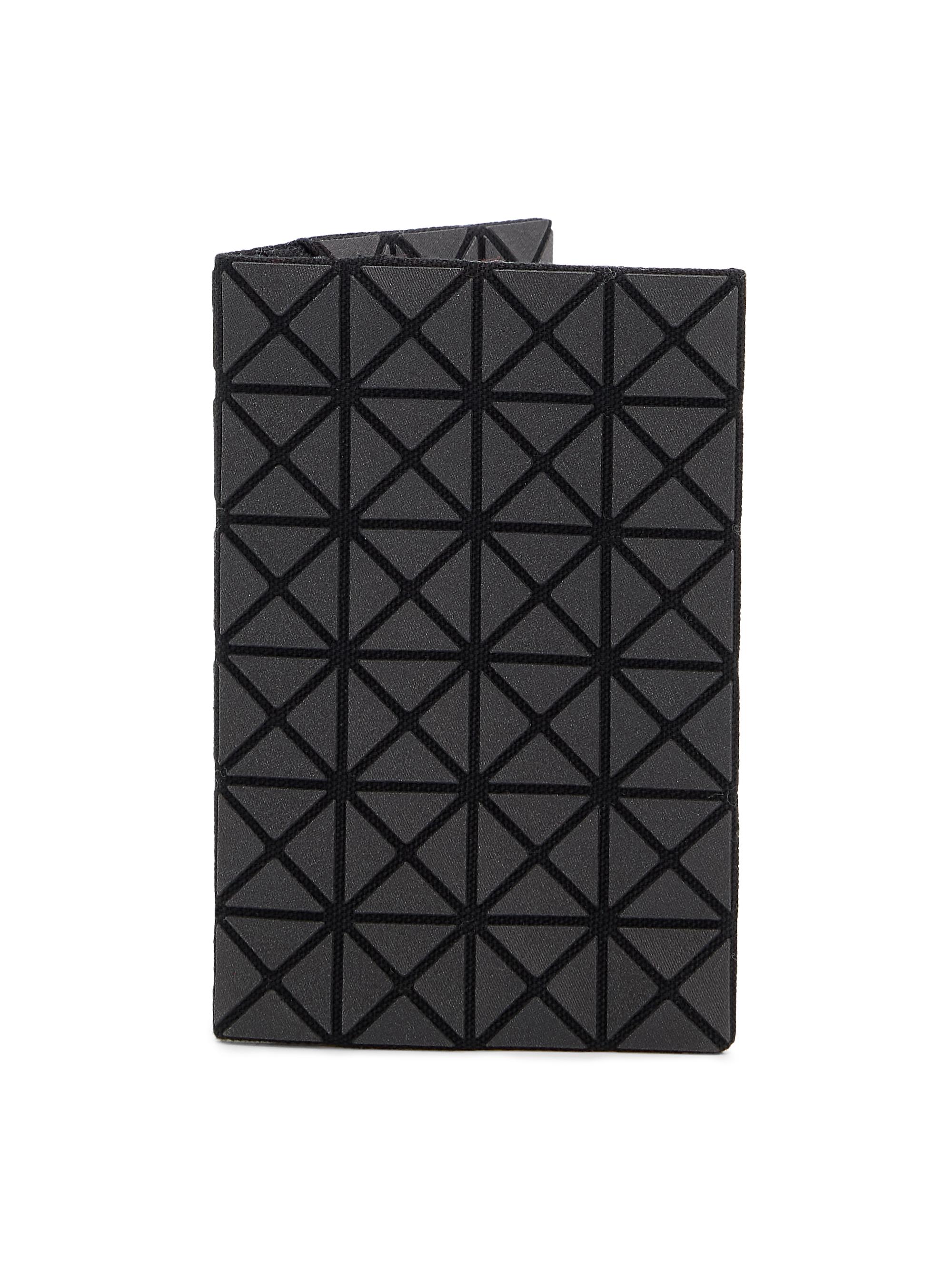 Bao Bao Issey Miyake Men's KURO Oyster Bifold Card Case - Matte Black