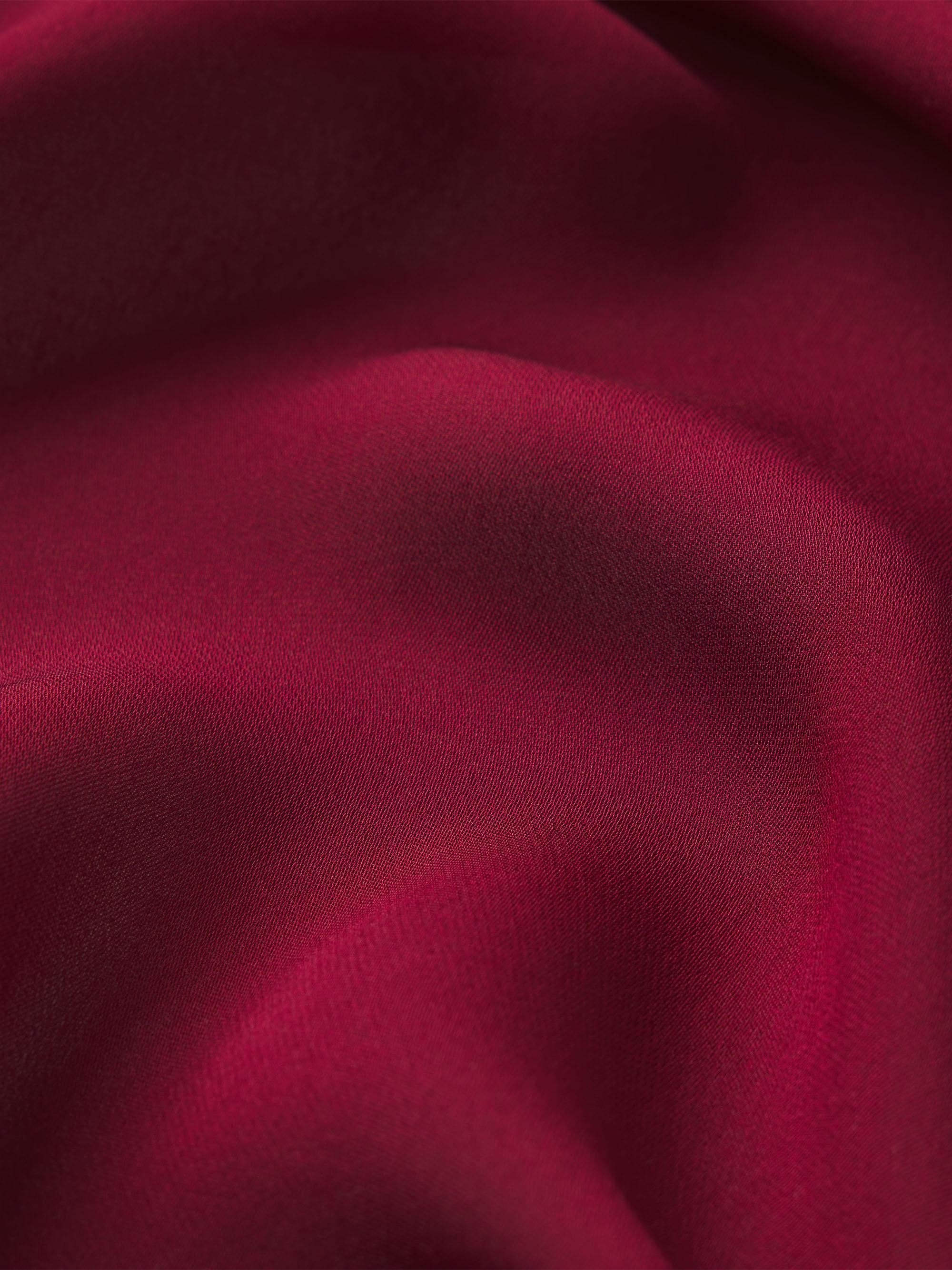 FRAME Women's The Gillian Silk Top - Garnet | Thumbnail 8