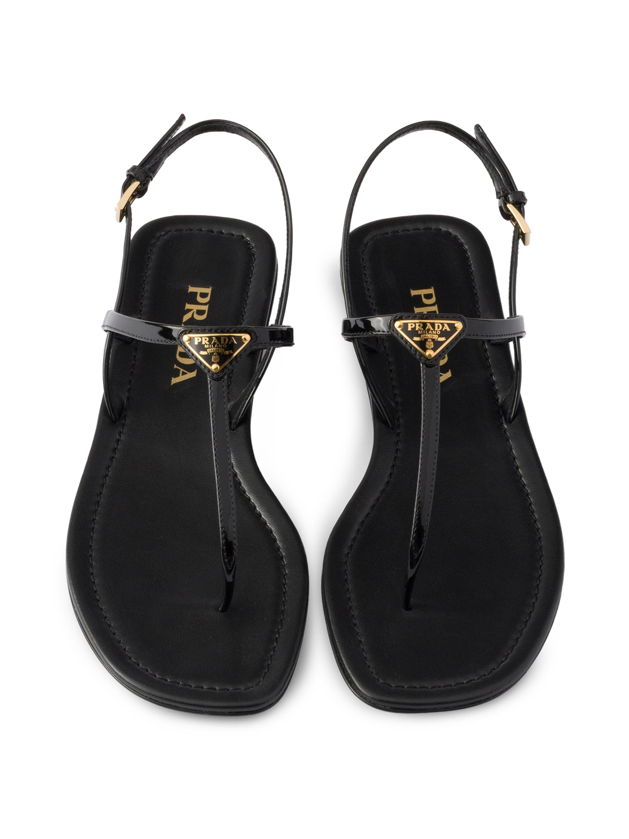 靴 Prada Python T-Strap Sandals 37 1/2 Prada Patent Leather Thong Sandals | Saks Fifth Avenue