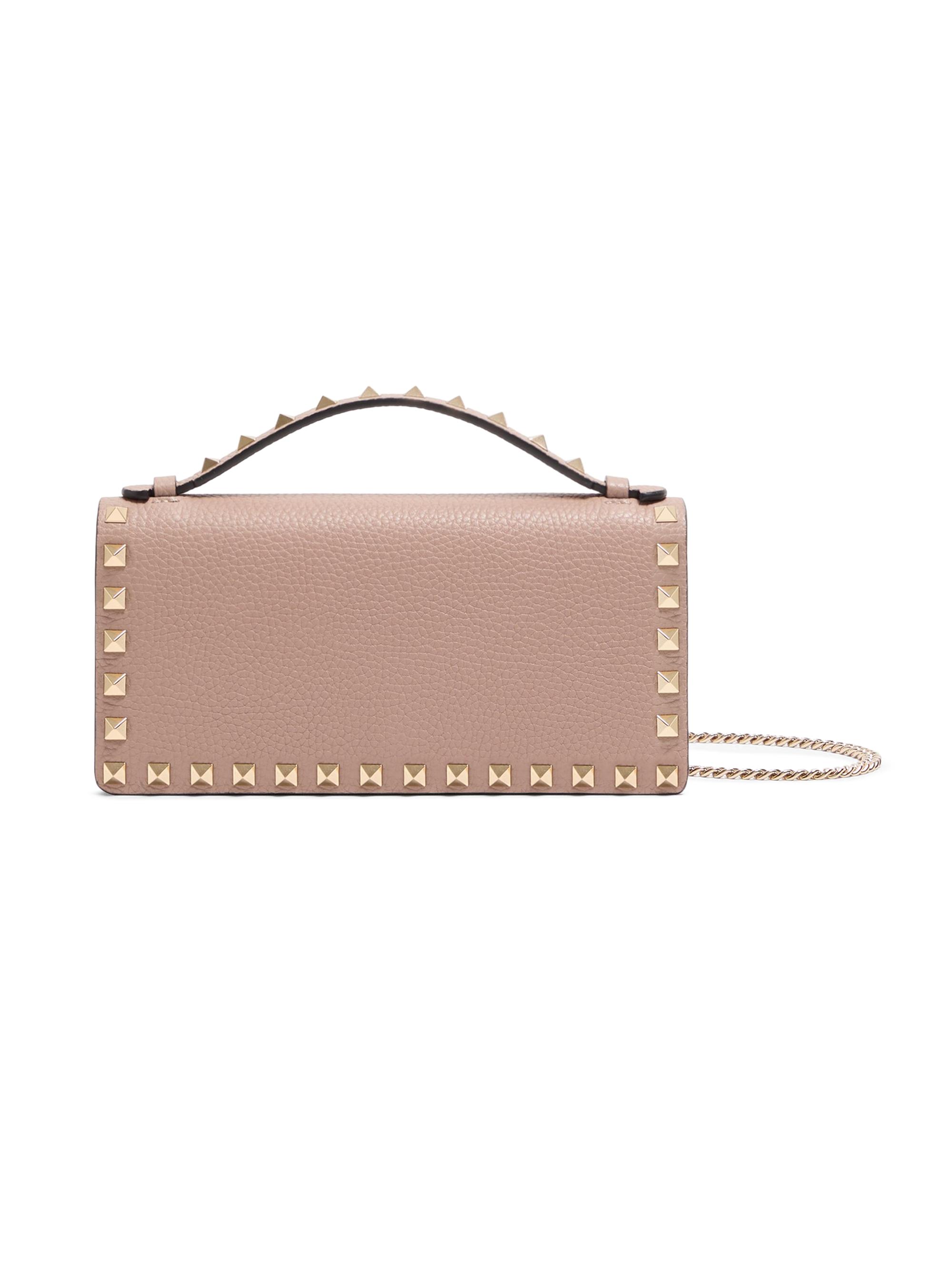 Valentino Garavani Women's Rockstud Wallet with Chain in Grainy Calfskin - Poudre