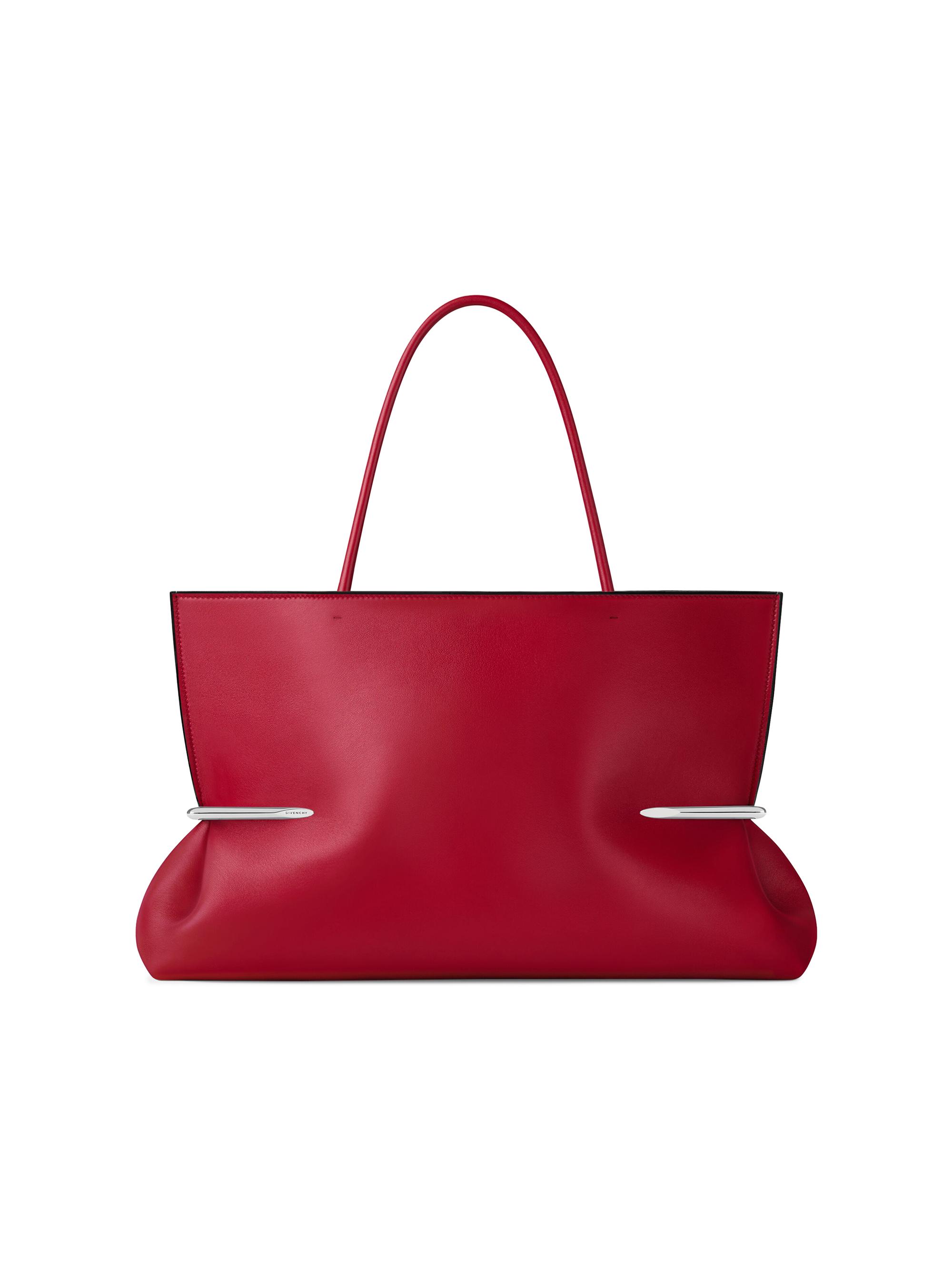 0400026353163_EQUESTRIANRED?