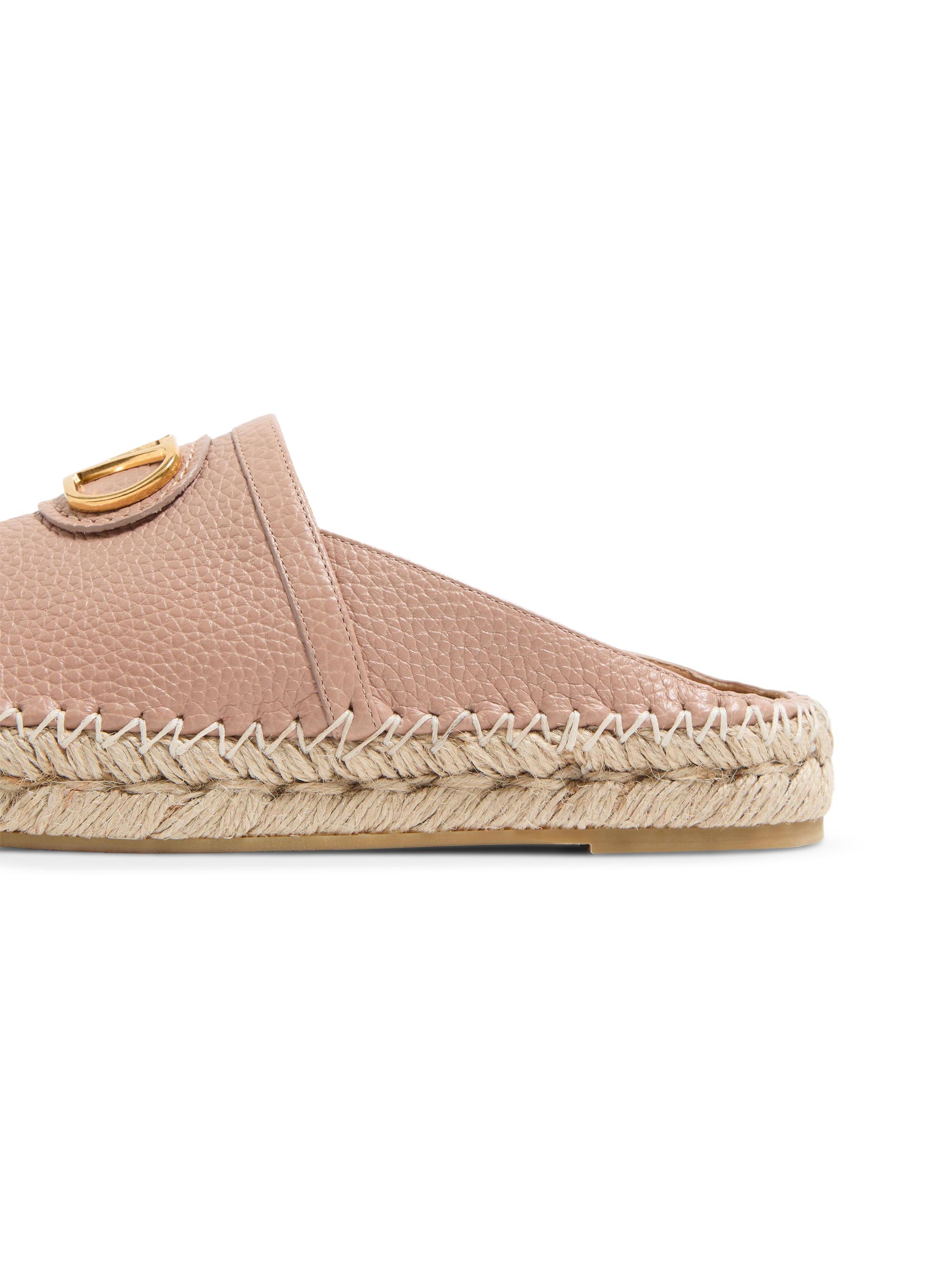 Valentino Garavani VLogo Signature Mules in Grainy Calfskin 25MM