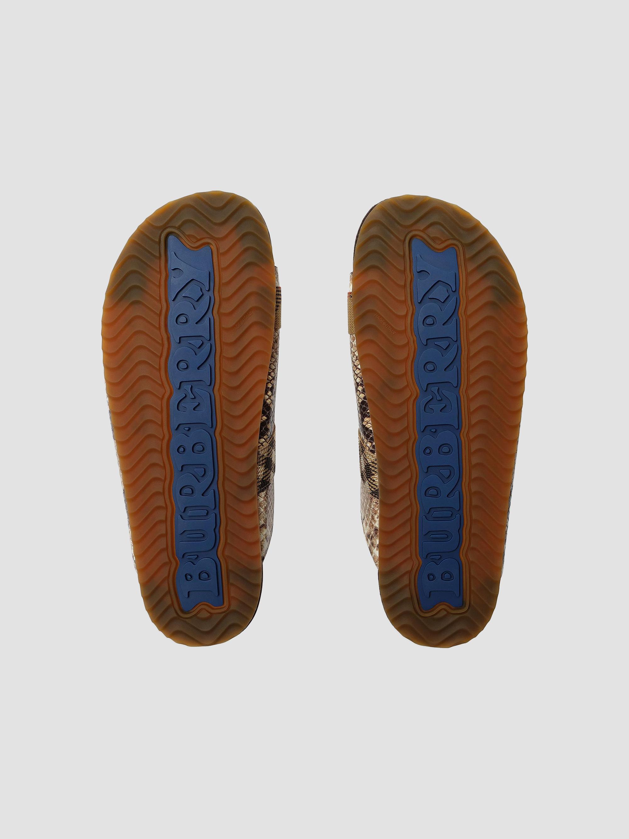 ストロベリーシュガーさん専用Burberry BLACK LABELチェック柄 Burberry Urchin Checked Snakeskin-Embossed Sandals | Saks Fifth Avenue
