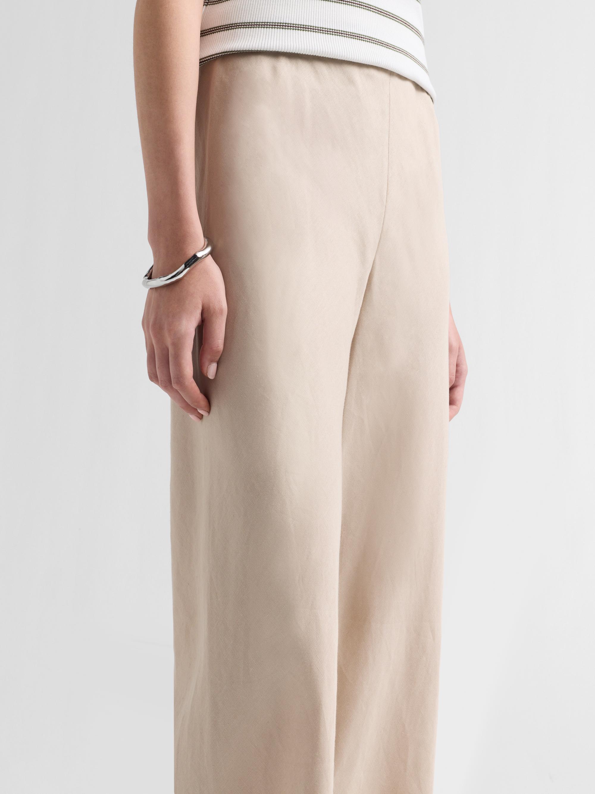 Vince Colette Linen High-Rise Pants | Saks Fifth Avenue