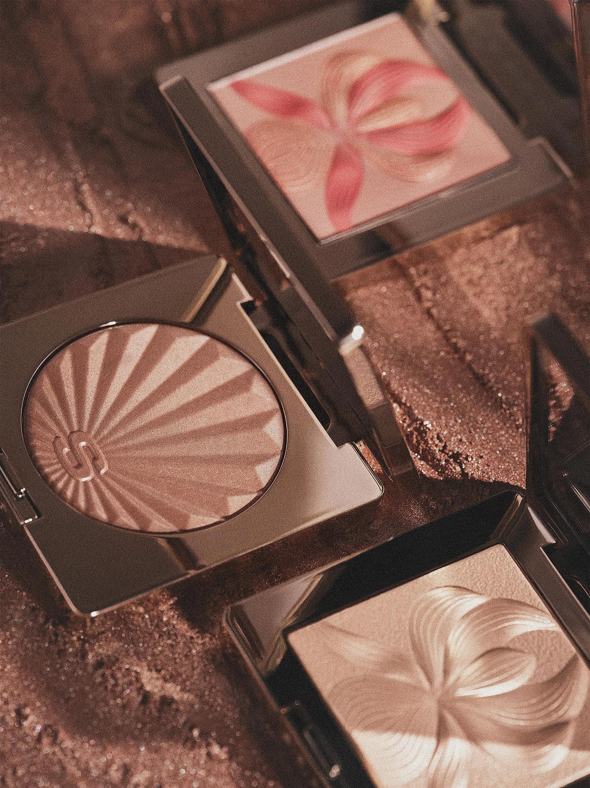 Sisley-Paris L'Orchidée Highlighter | Saks Fifth Avenue
