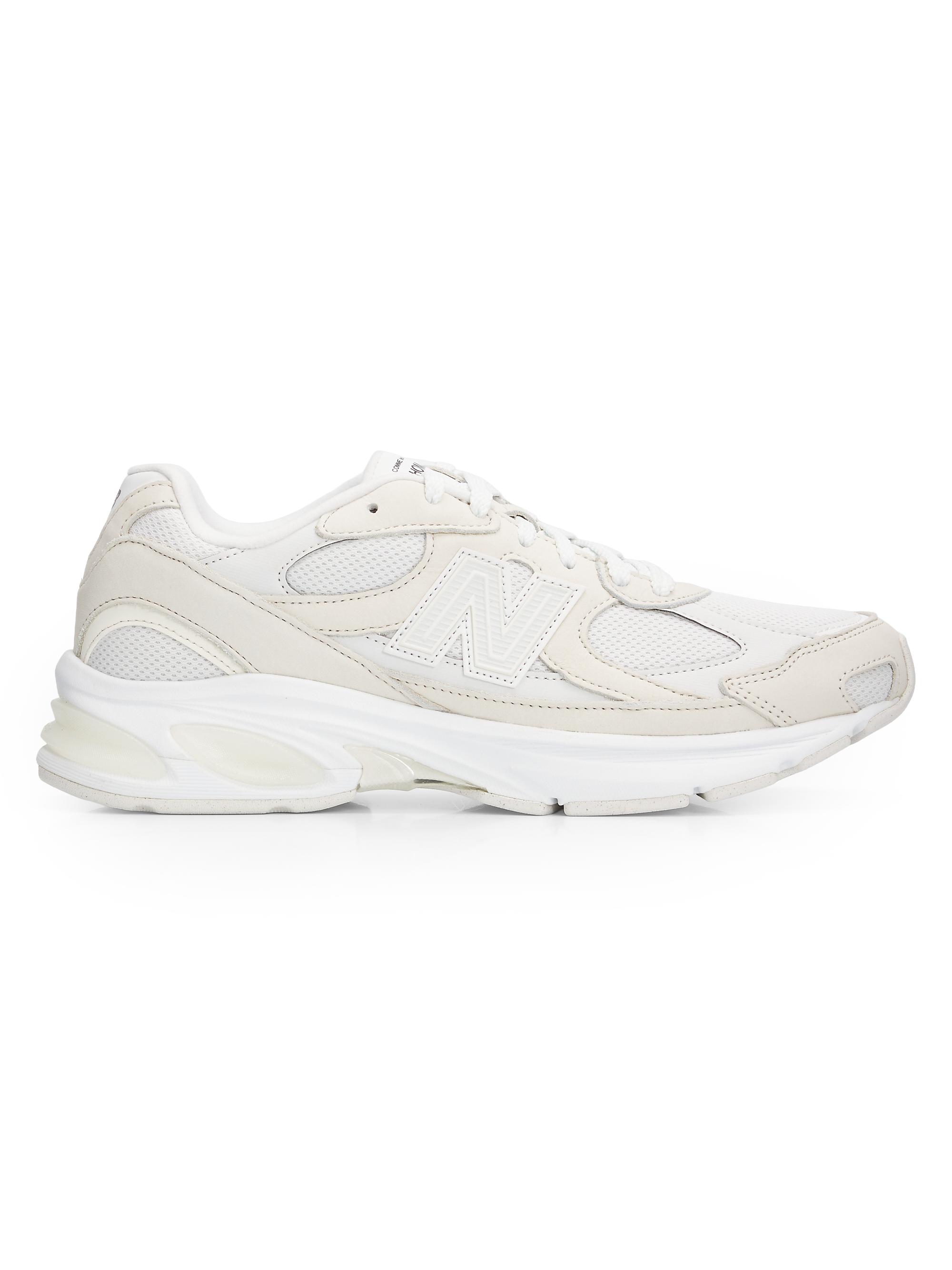 Comme des Garçons Men's  Homme X New Balance Low-Top Sneakers - White