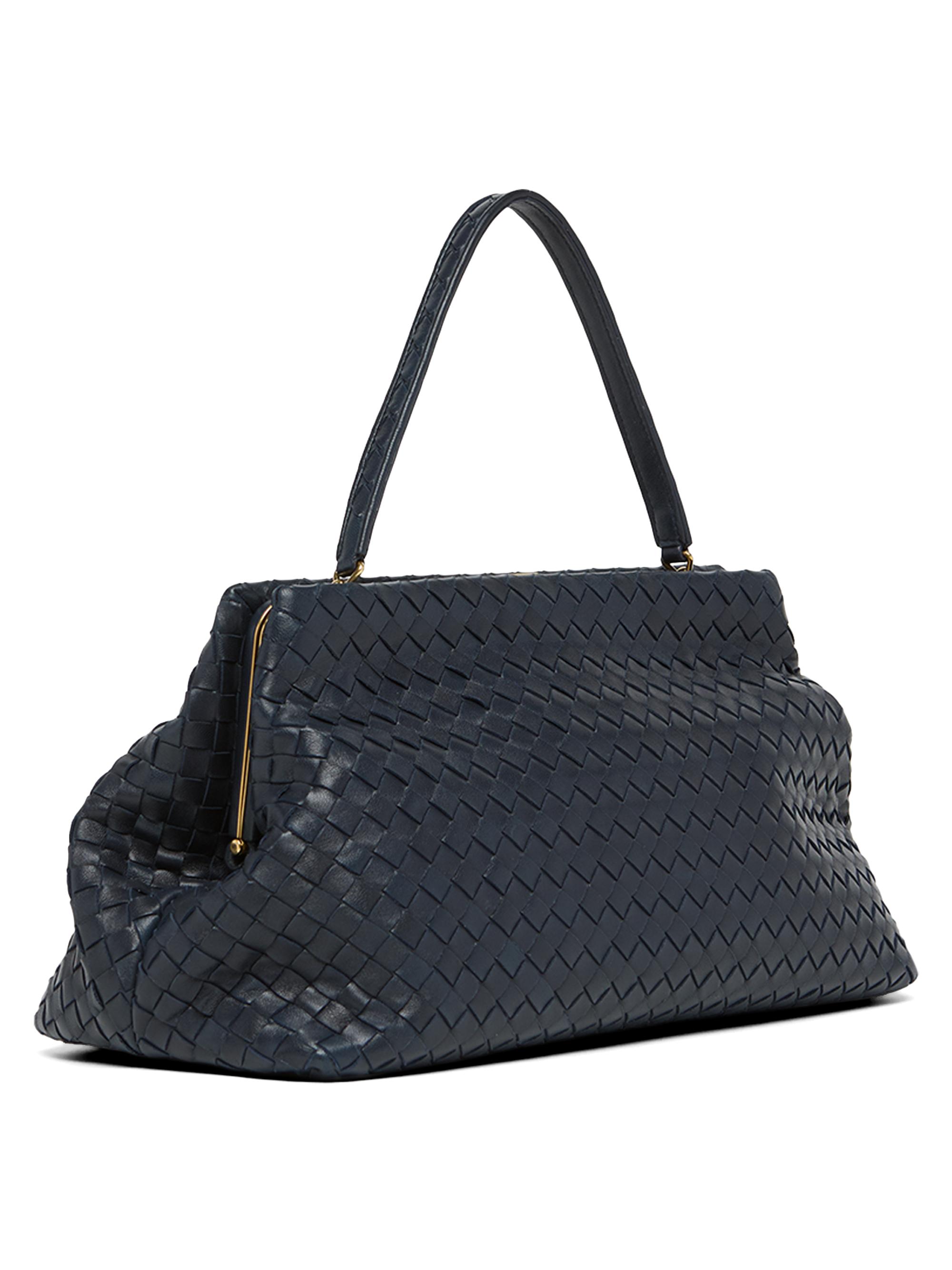BOTTEGA VENETA オーストリッチ ビジネスバッグ Bottega Veneta The 1998 Ostritch Feathers Shoulder Bag | Saks