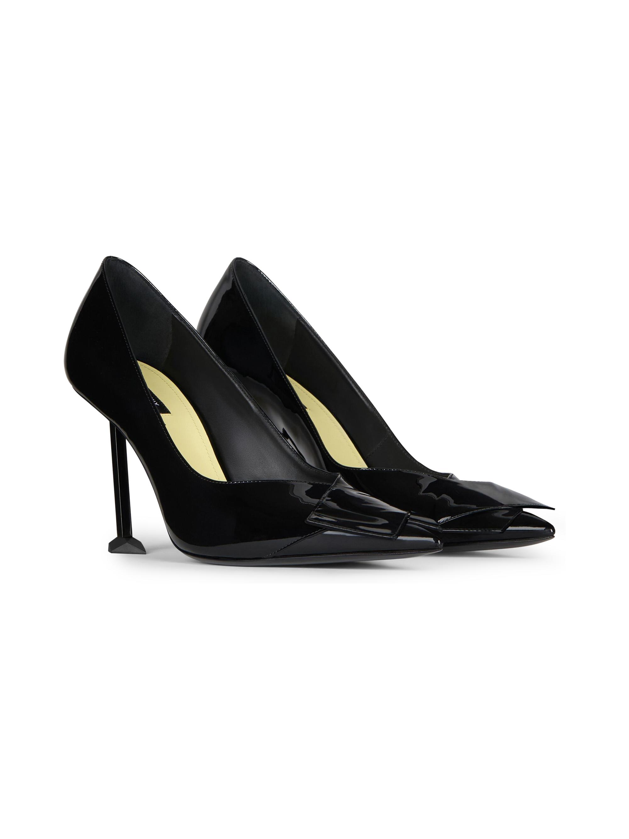 Givenchy リアルファー付き黒ハイヒール　40 Givenchy Boudoir Fold Pumps in Patent Leather | Saks Fifth Avenue
