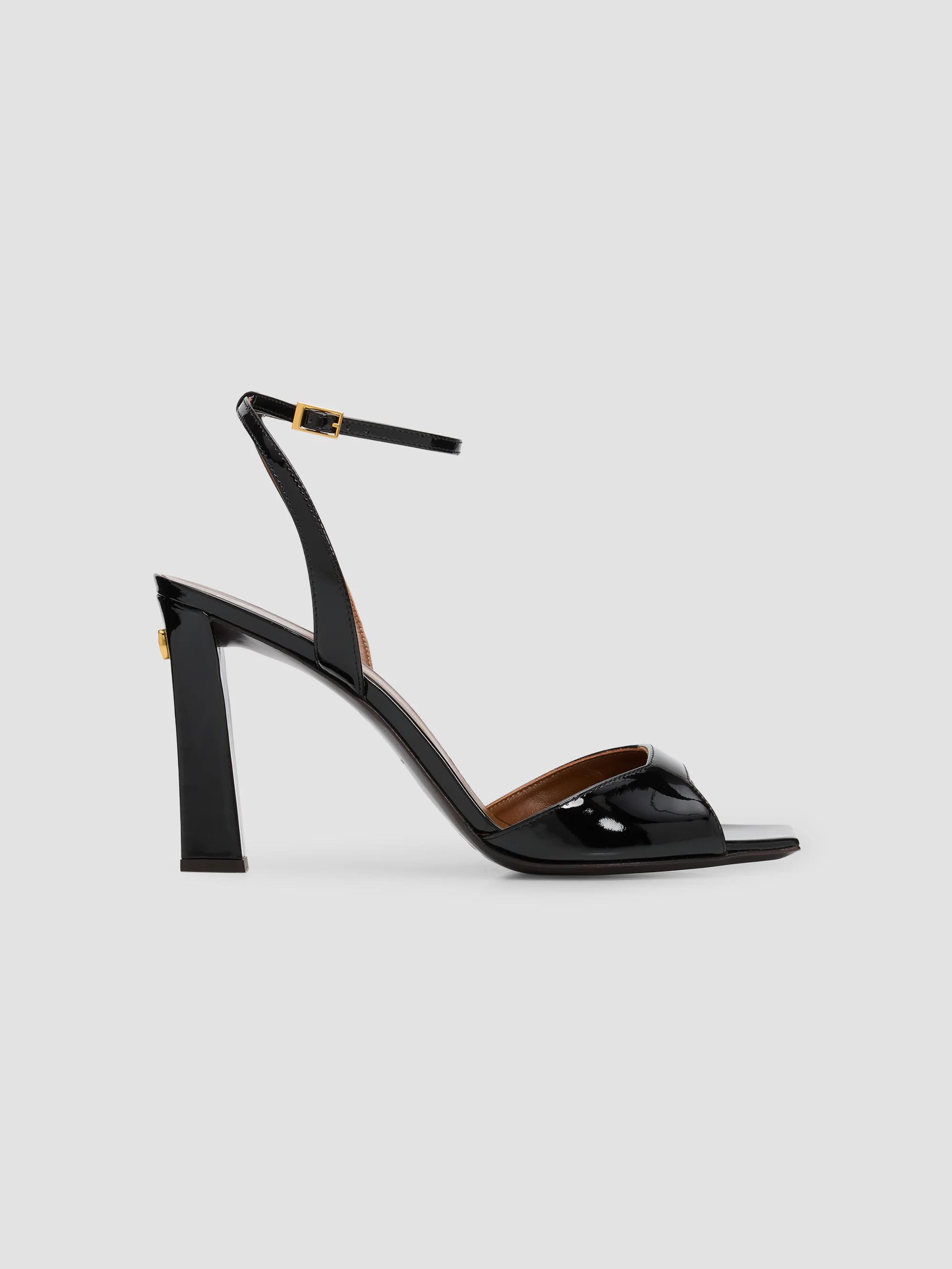 Gucci Signora 85MM Leather Sandals | Saks Fifth Avenue