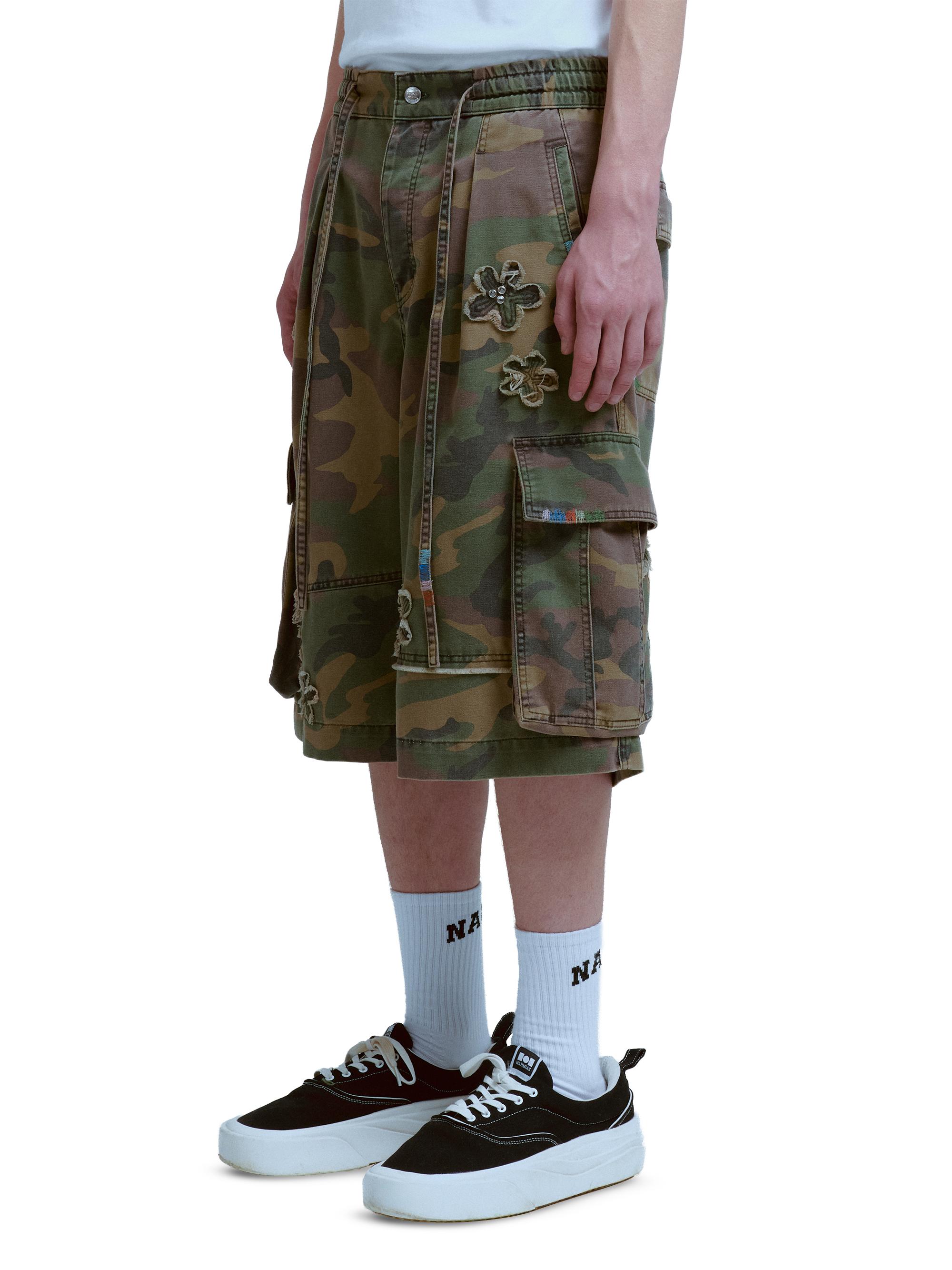 Nahmias Men's Floral-Appliqué Camo Cargo Shorts - Camo | Thumbnail 2