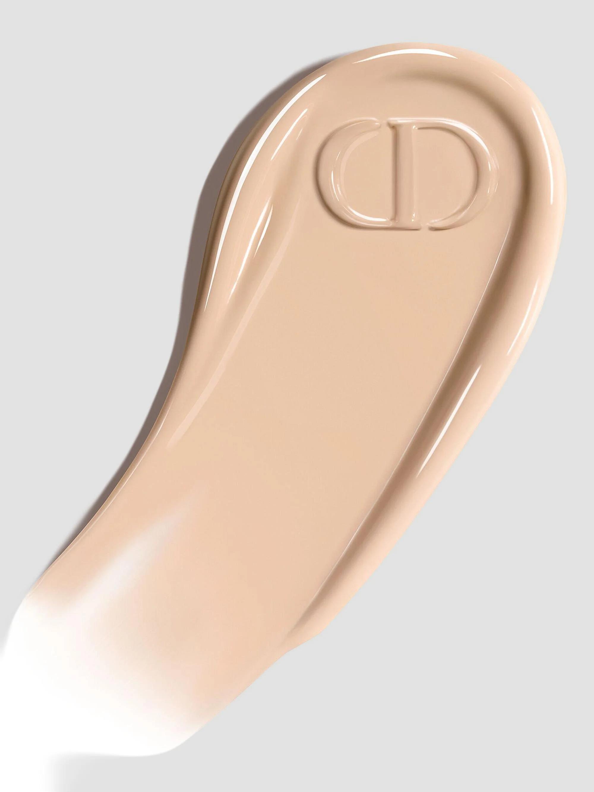 Dior Forever Skin Glow Foundation