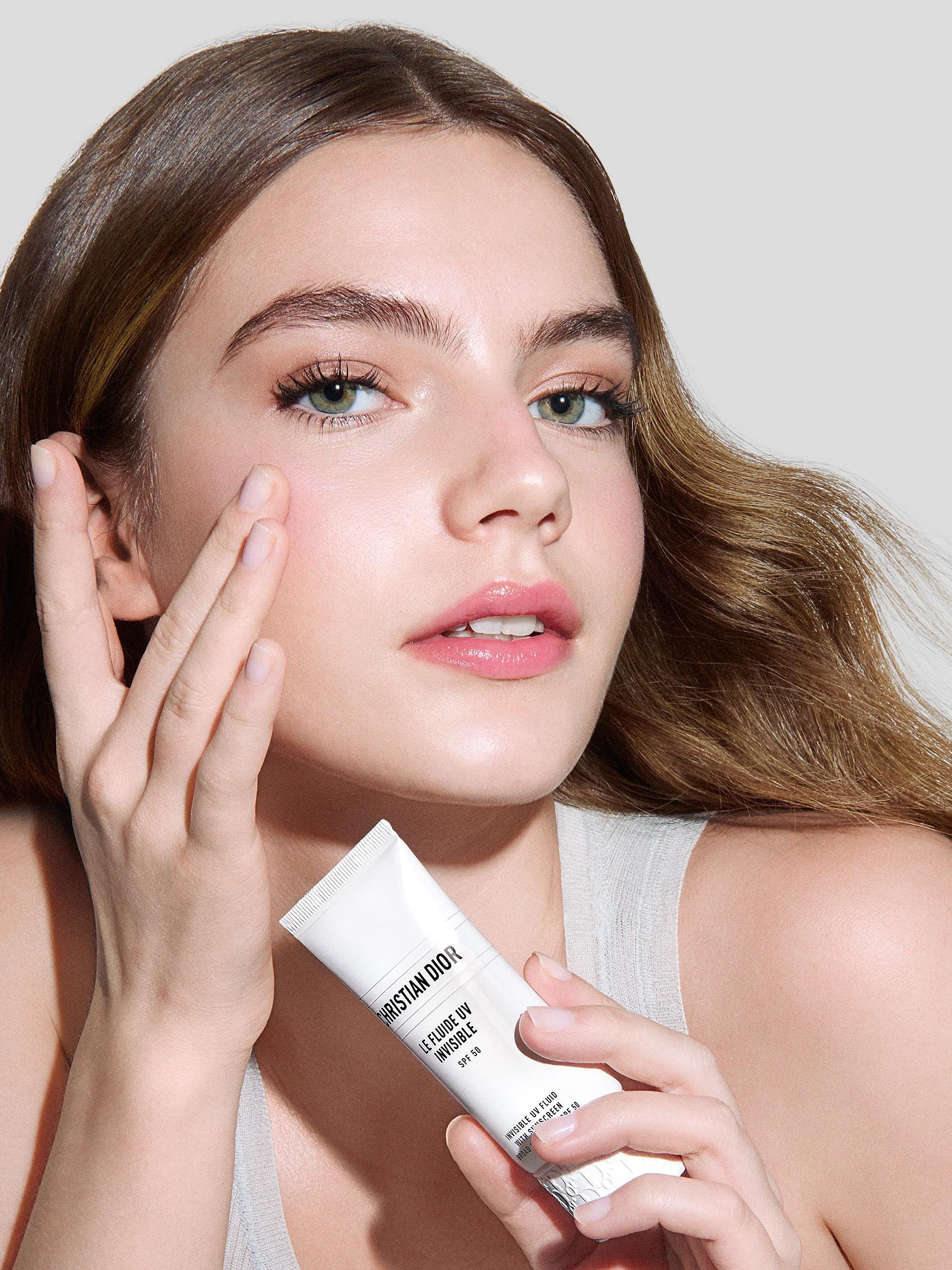 Dior Le Fluide UV Invisible Sunscreen SPF 50 | Saks Fifth Avenue