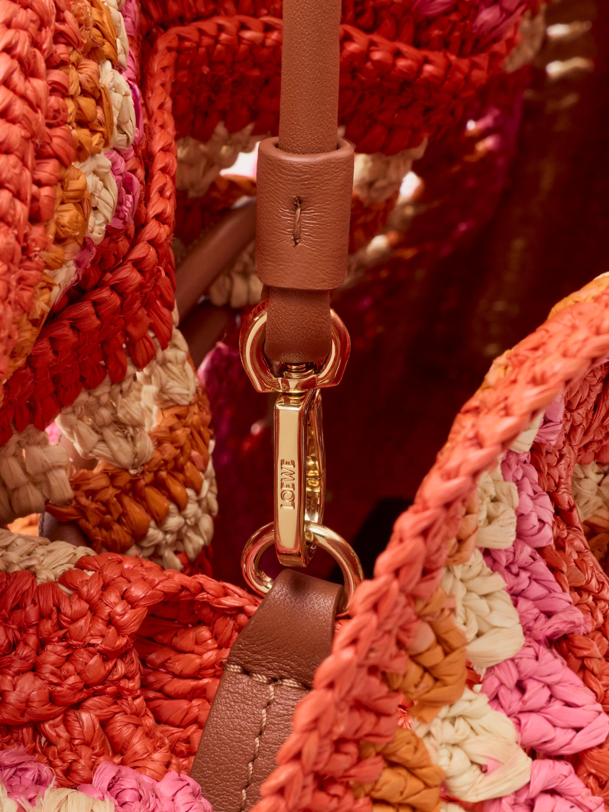 LOEWE LOEWE x Paula's Ibiza Flamenco Medium Crochet Raffia Clutch