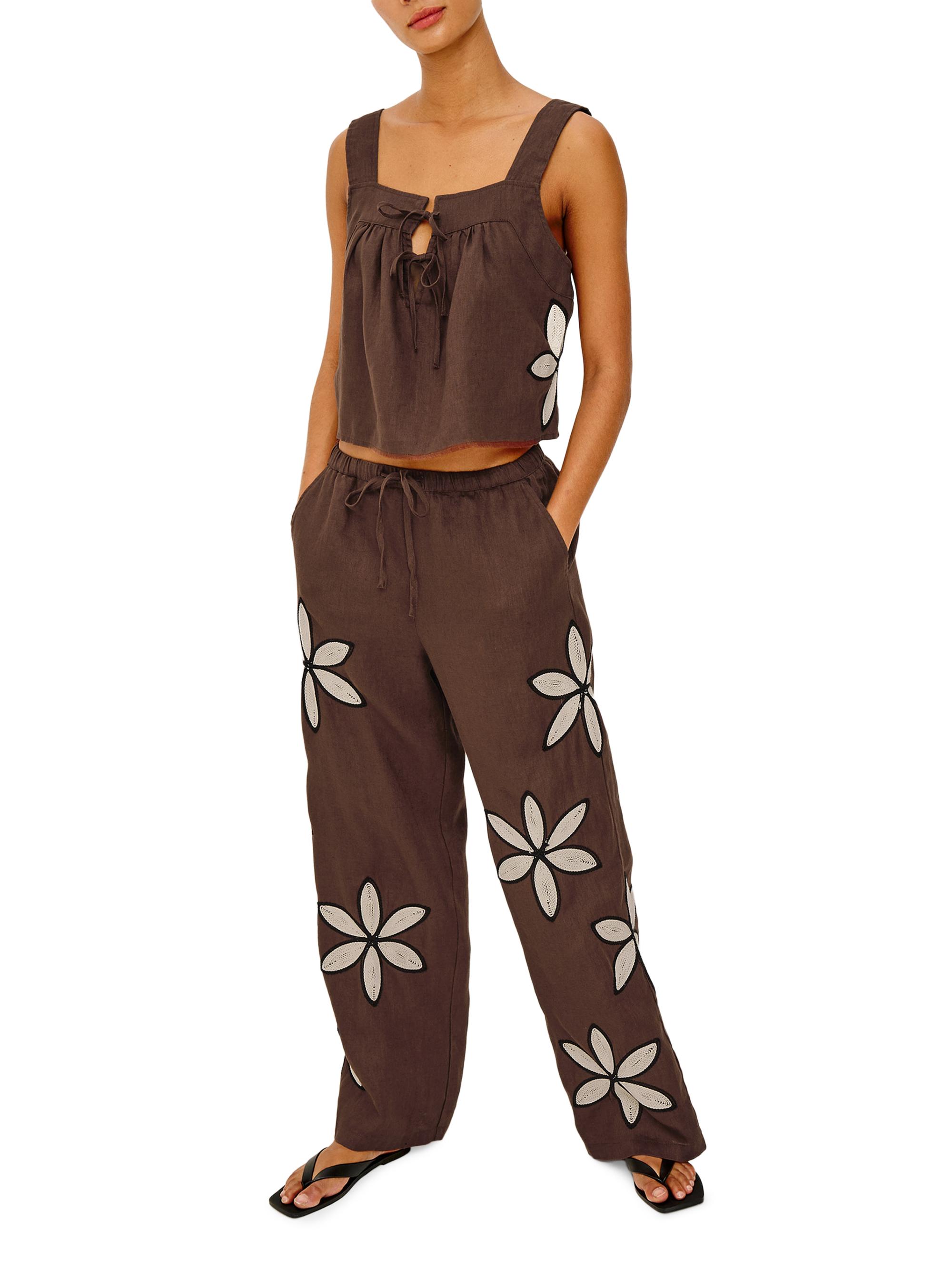 Rails Women's Calais Crochet Flower Linen Top - Cocoa Floral Embroidery | Thumbnail 2