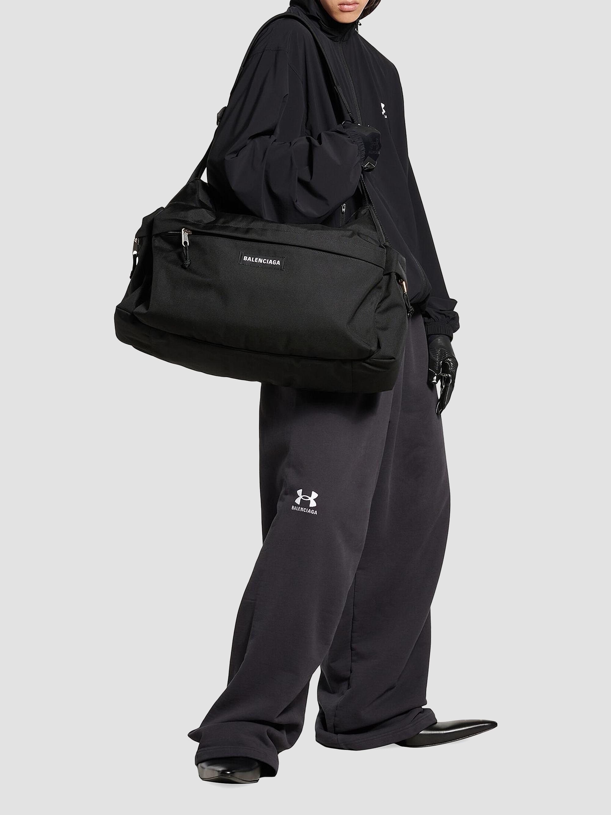 BALENCIAGA tyrex43新品ー 収納袋付き Balenciaga Explorer Multipocket Weekender Bag | Saks Fifth Avenue