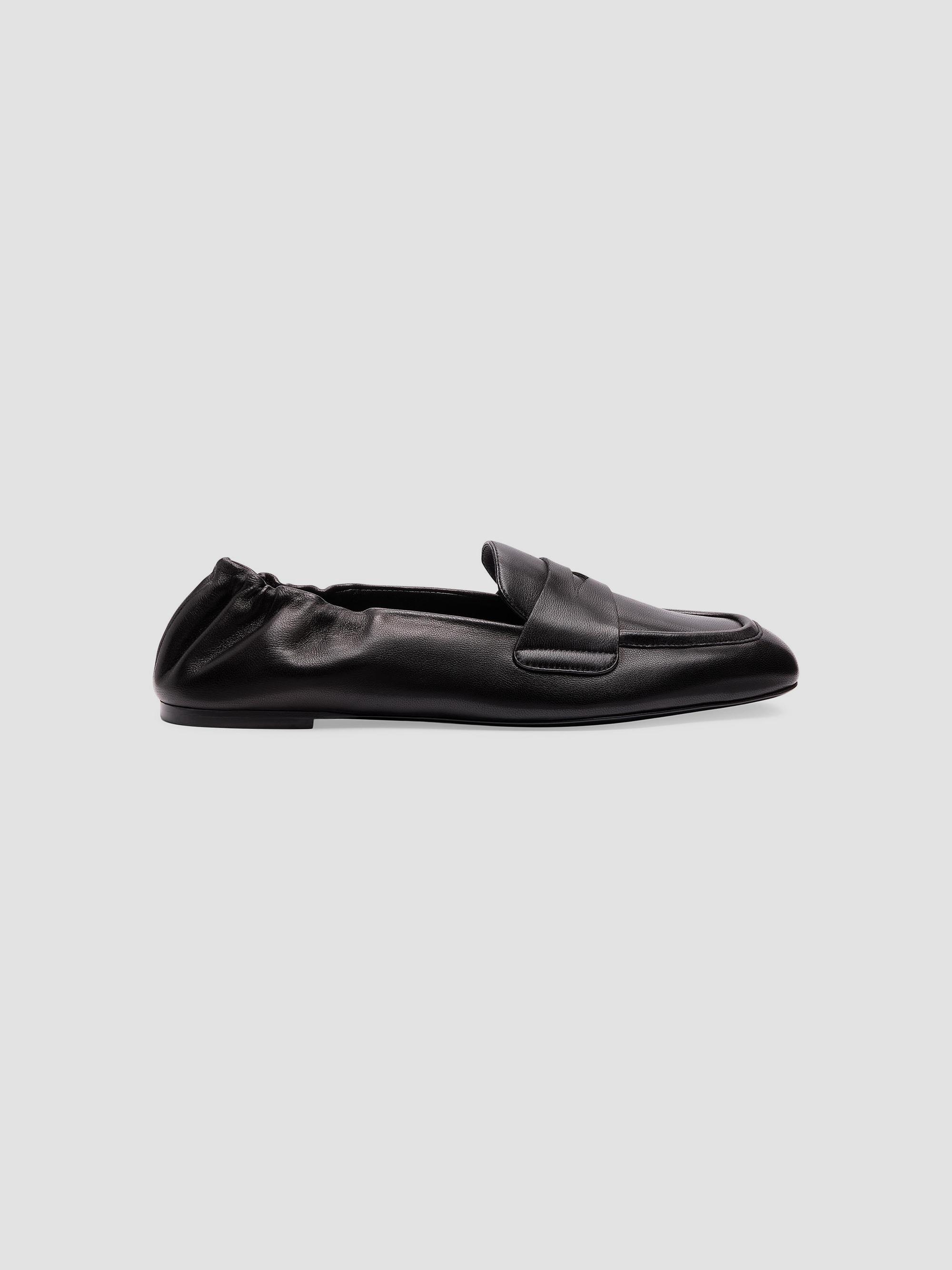 Stuart Weitzman Berkley Crisscross Leather Sandals | Saks Fifth Avenue