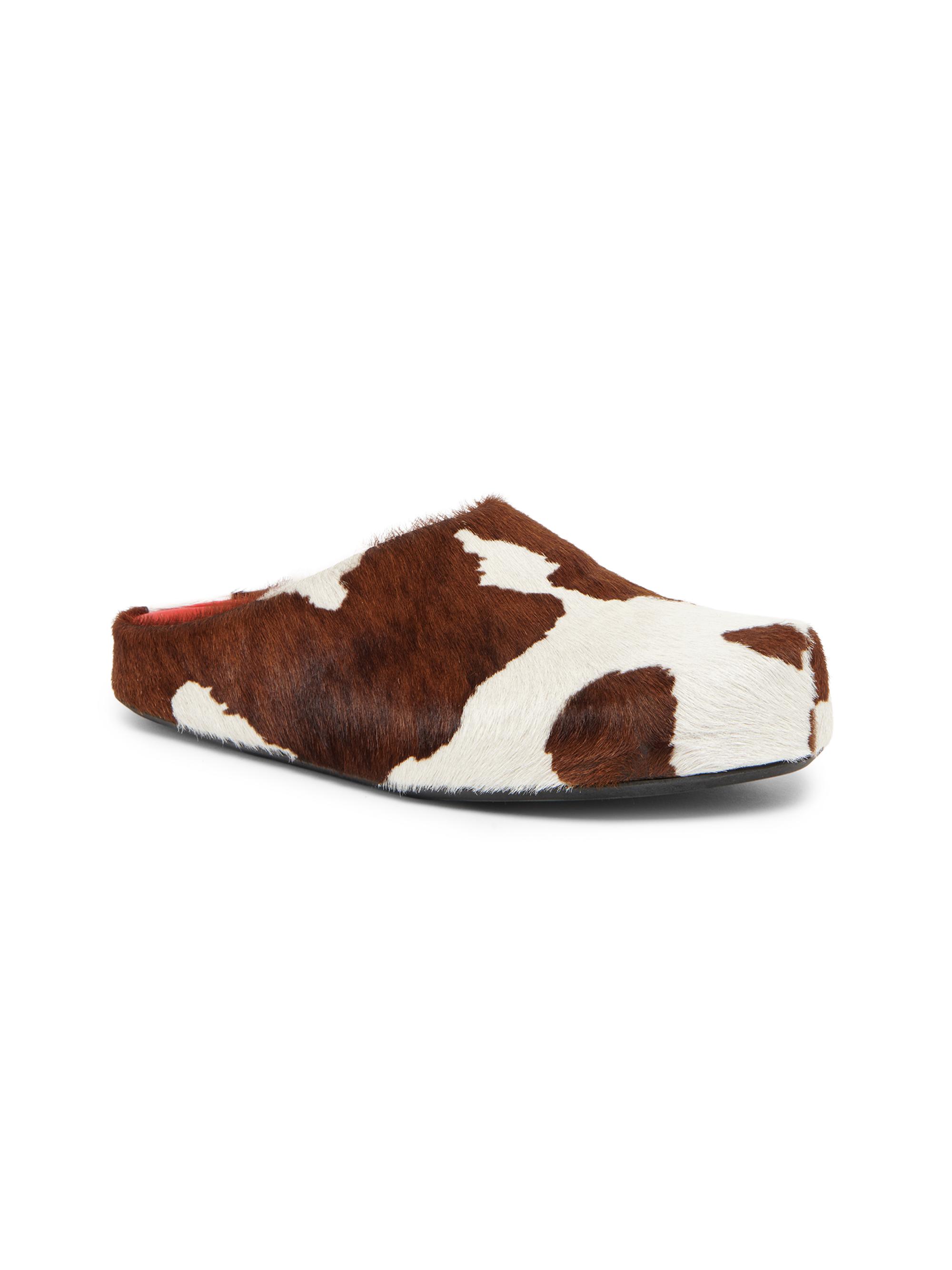 Marni Men's Fussbett Cow-Print Calf Hair Sabots - Lily White Brown | Thumbnail 2
