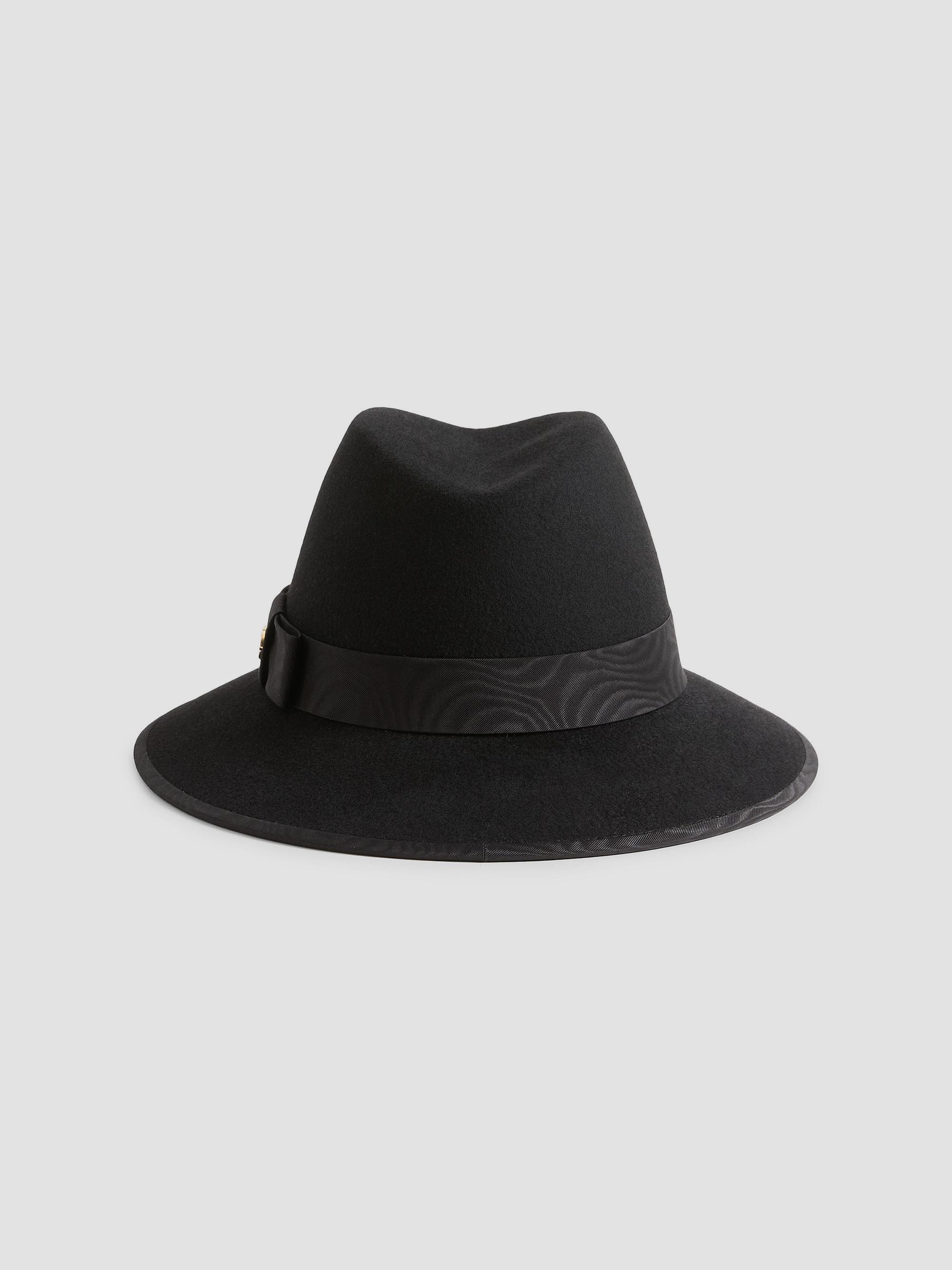 Valentino Garavani VLogo Signature Felt Hat with Moiré Ribbon