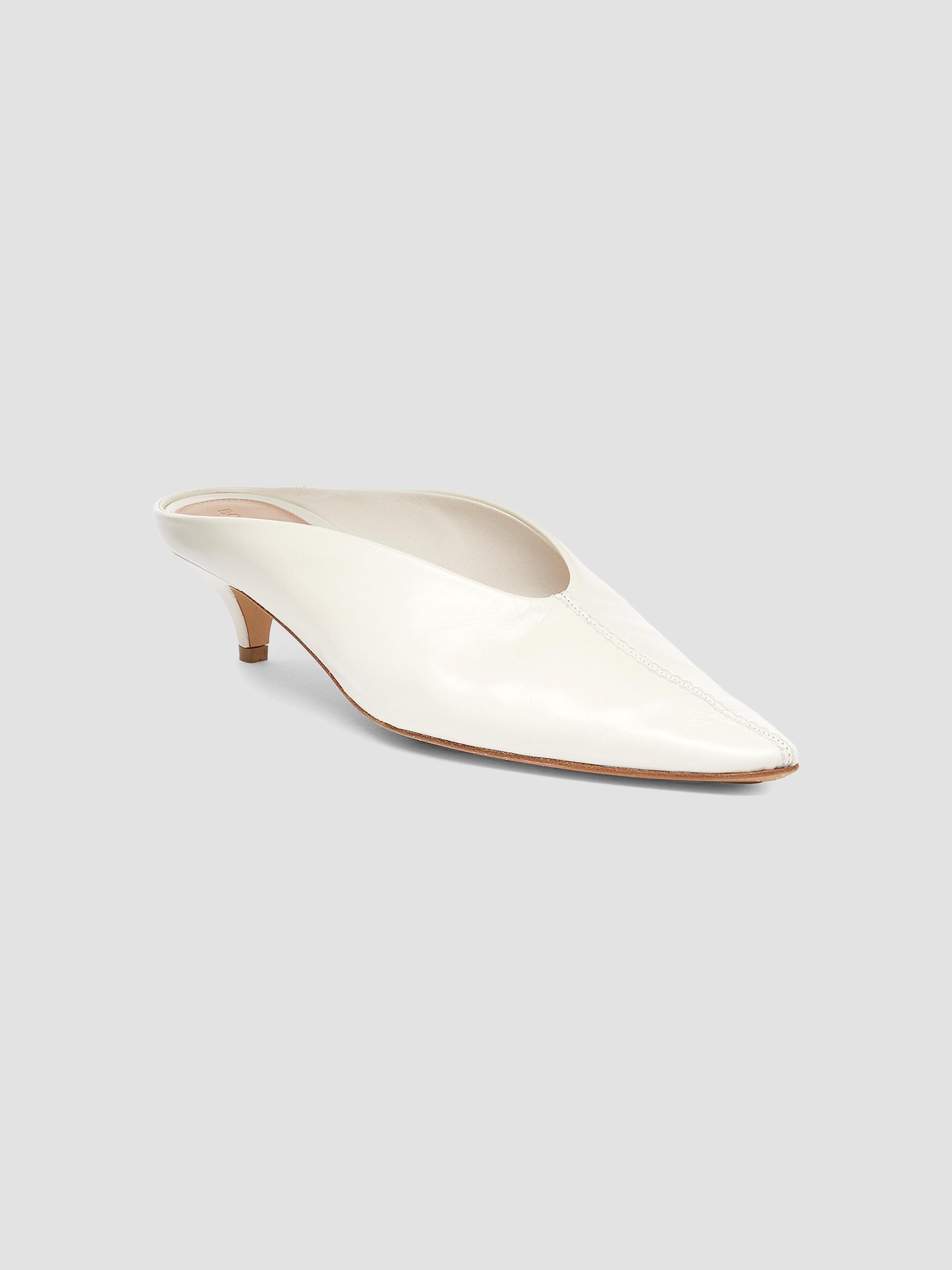 Bottega Veneta Virna Sabot 40MM Leather Mules | Saks Fifth Avenue