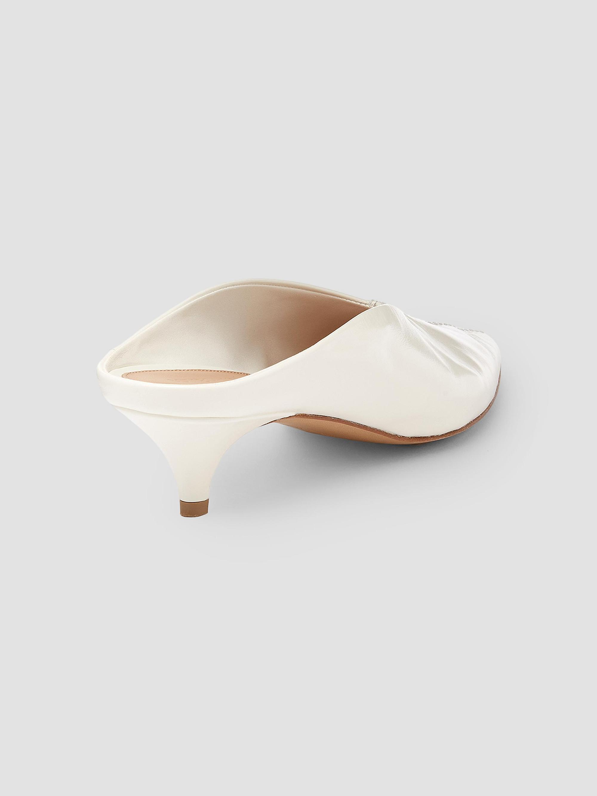Bottega Veneta Virna Sabot 40MM Leather Mules | Saks Fifth Avenue