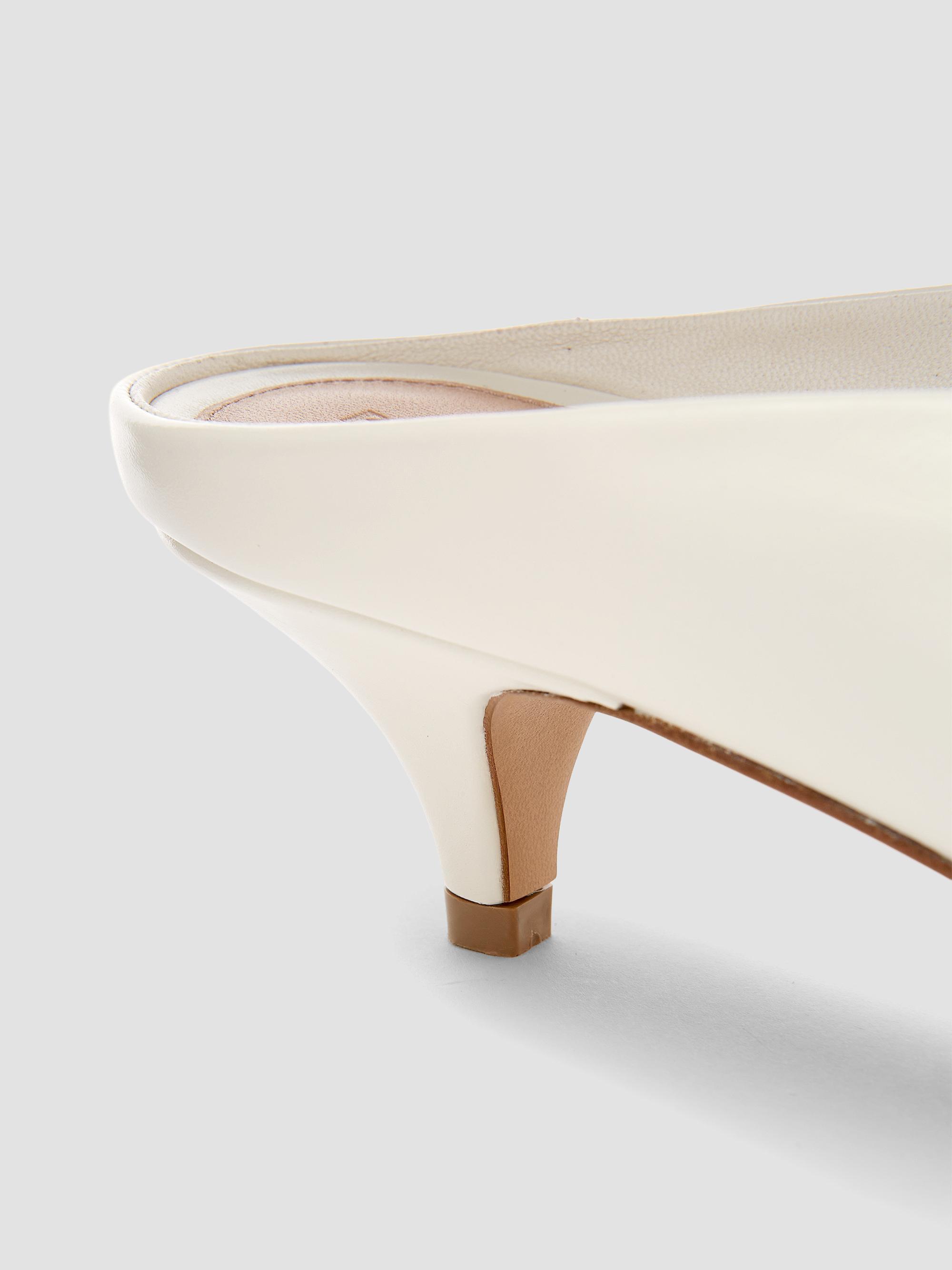 Bottega Veneta Virna Sabot 40MM Leather Mules | Saks Fifth Avenue