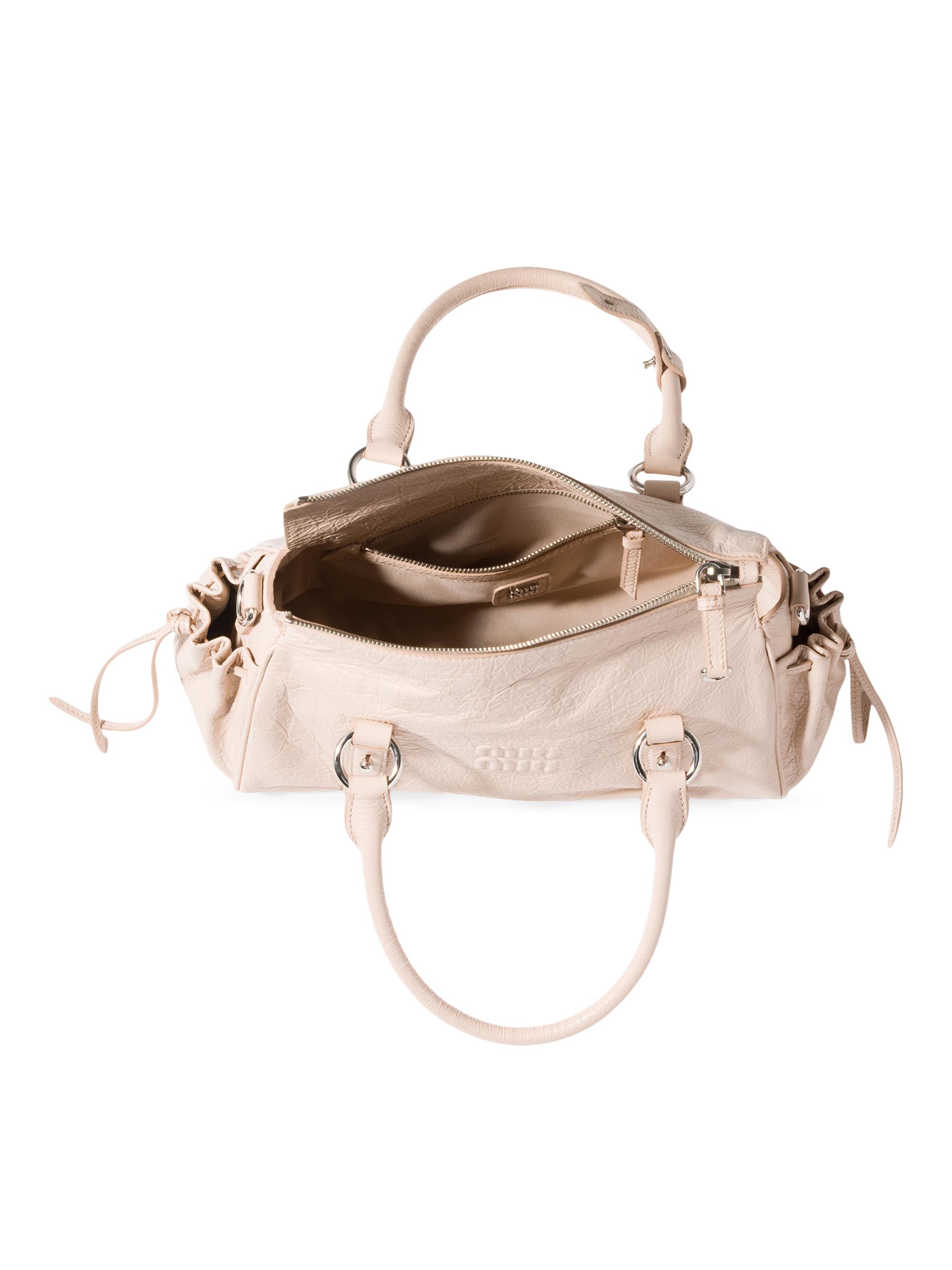 MIU MIU クリーム色 ハンドバッグ Miu Miu Nappa Leather Top Handle Bag | Saks Fifth Avenue