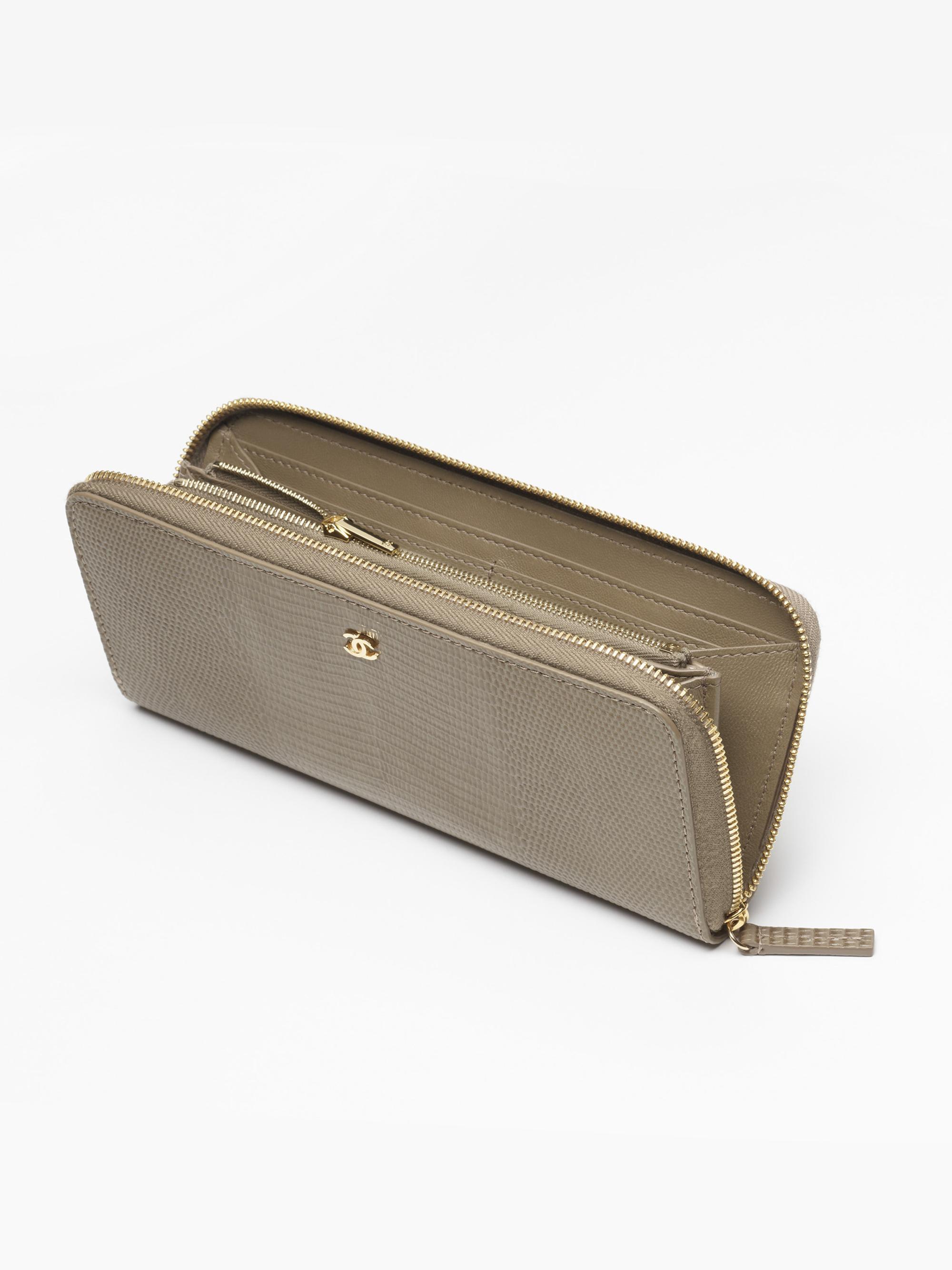 CHANEL 長財布　箱付 CHANEL LONG ZIPPED WALLET | Saks Fifth Avenue