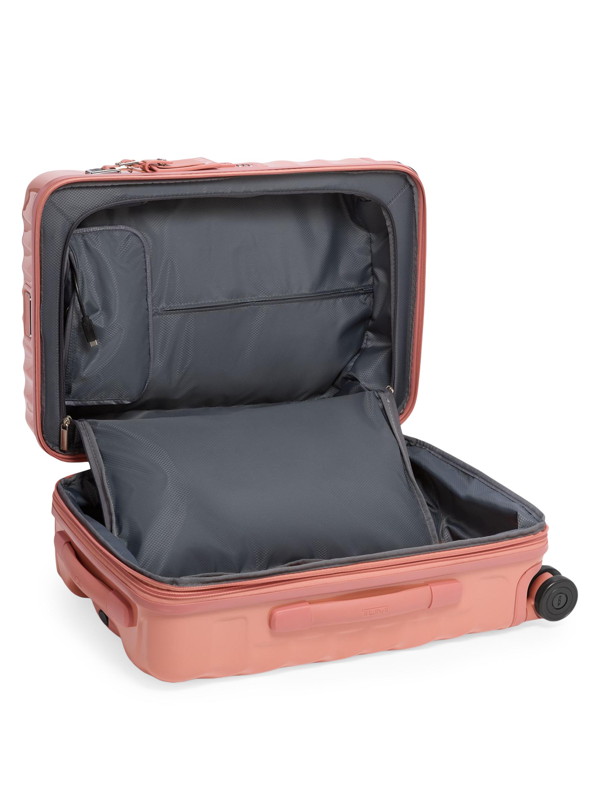 新品、未使用 TUMI ファスナーポーチ チェリー TUMI 19 Degree 21.75