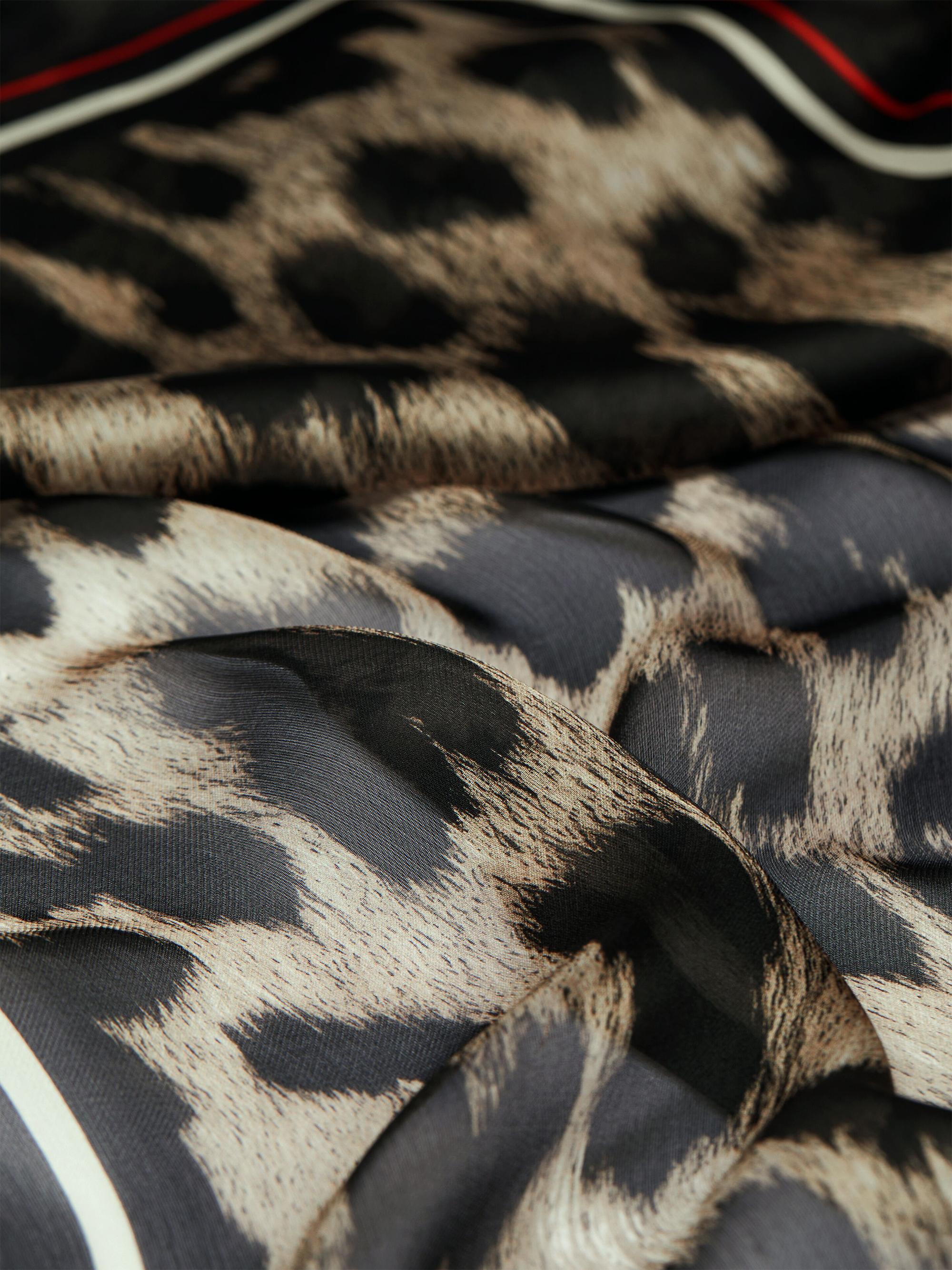 GIVENCHY バルマカーンコート ピンストライプ L エルボーパッチ ベルト Givenchy Silk Chiffon Stole with Leopard Print | Saks Fifth Avenue