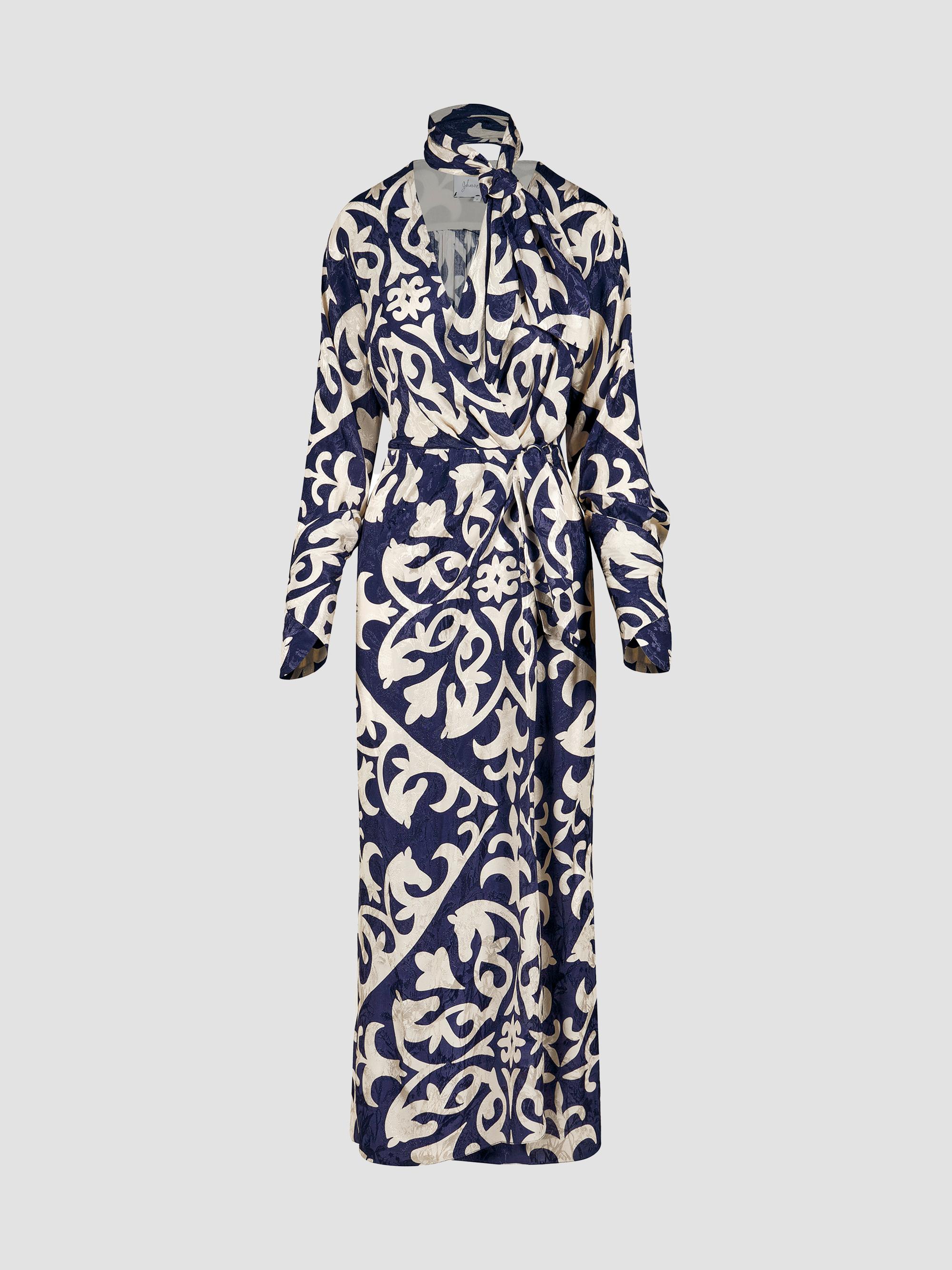 midi silk wrap dress 100% Jersey in Evergreen this dress is a versatile addition to your wardrobe Johanna Ortiz Unmooring Silk Wrap