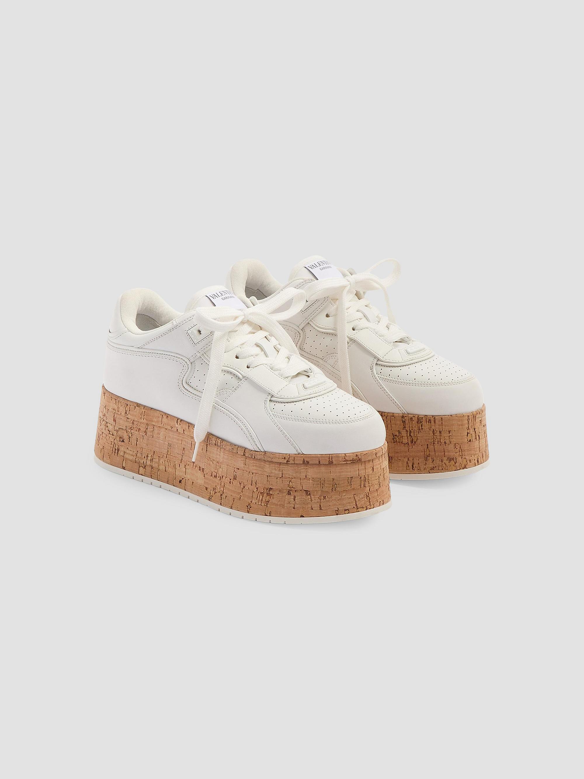 VALENTINO Freedots プラットフォームXL スニーカー 36.5 Valentino Garavani Freedots XL Calfskin and Cork Sneakers | Saks