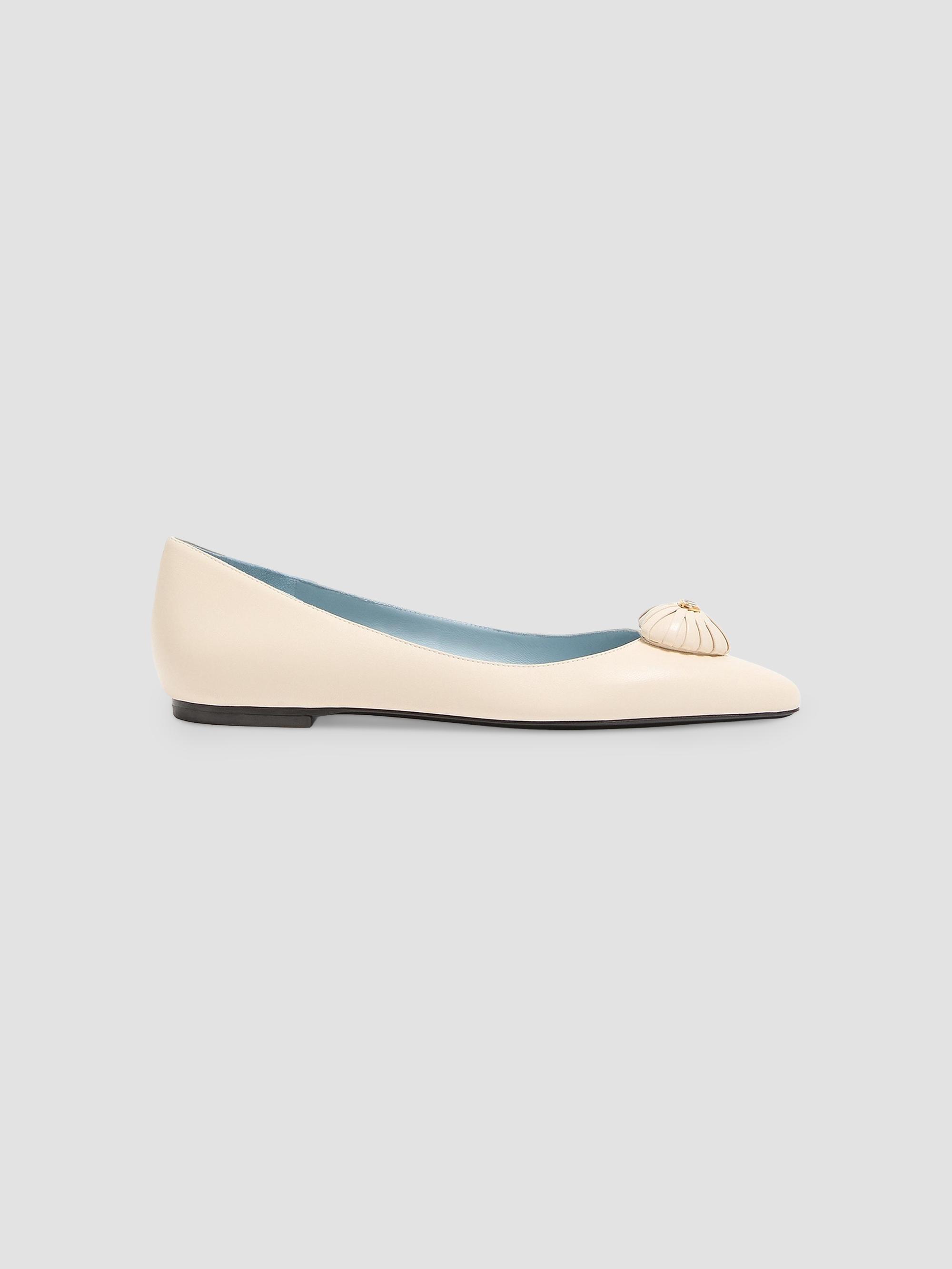 Valentino Garavani Women's Coeur Royal Kidskin Ballerinas - Butter | Thumbnail 8