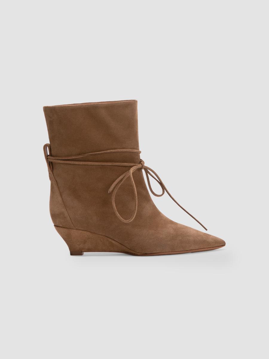 Odissi Women's Gemma Suede Wedge Boots In Dark Yellow