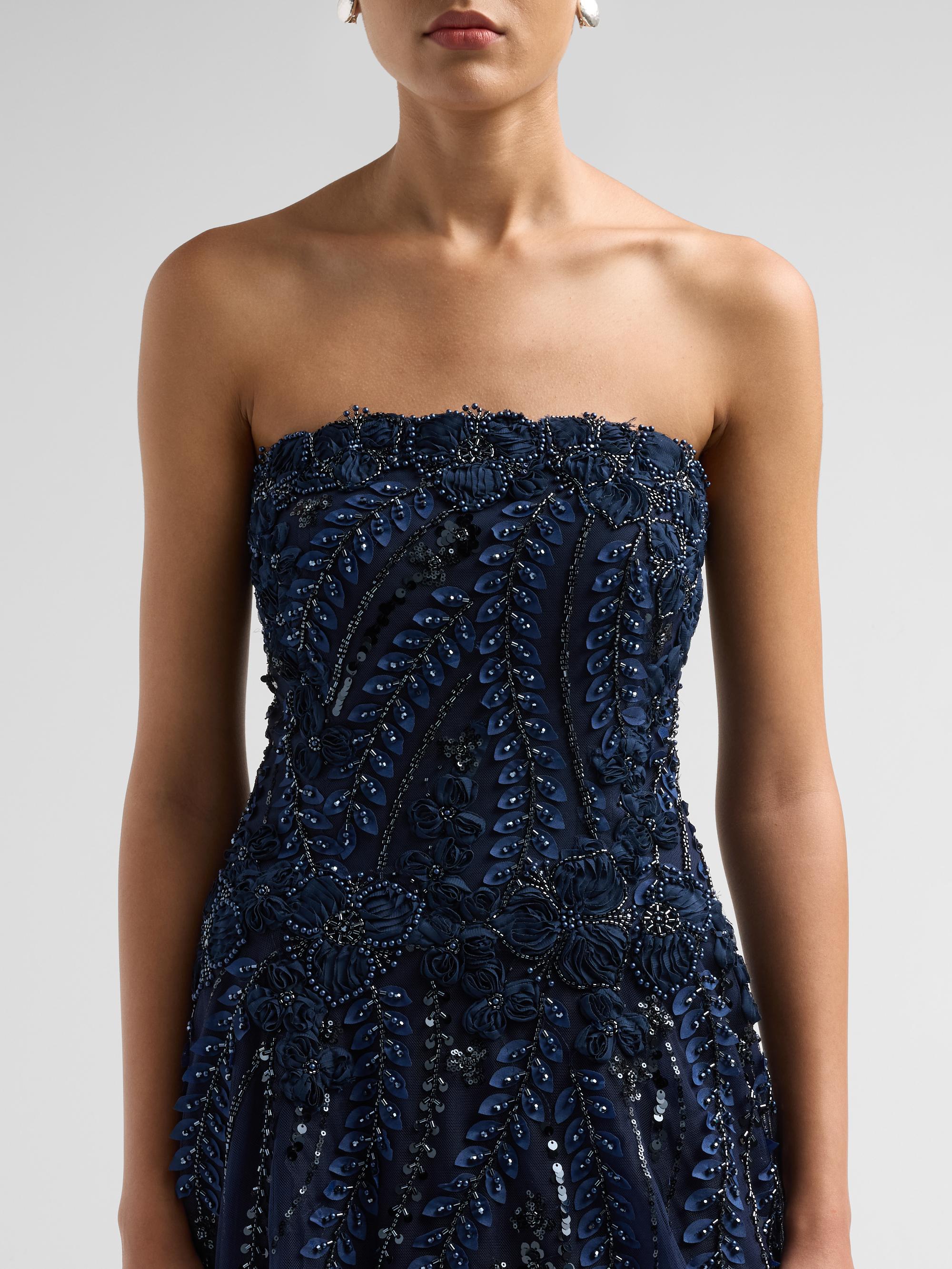 Teri Jon by Rickie Freeman Women's Floral-Embellished Tulle Strapless Gown - Navy | Thumbnail 5