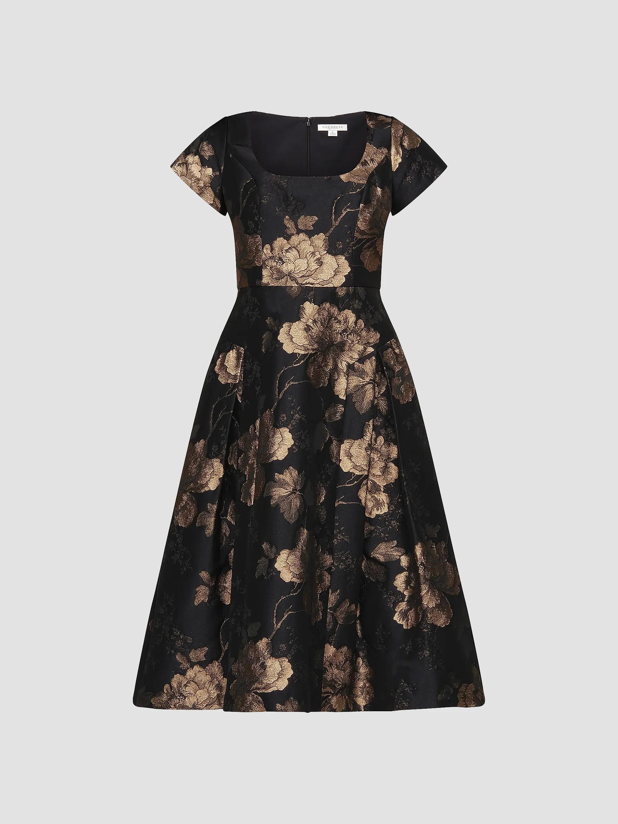 cocktail dress saks fifth avenue Women's Black Designer Dresses this cocktail sheath dress item size:XXL Bridal gowns over-30 Quick Painted and Stained