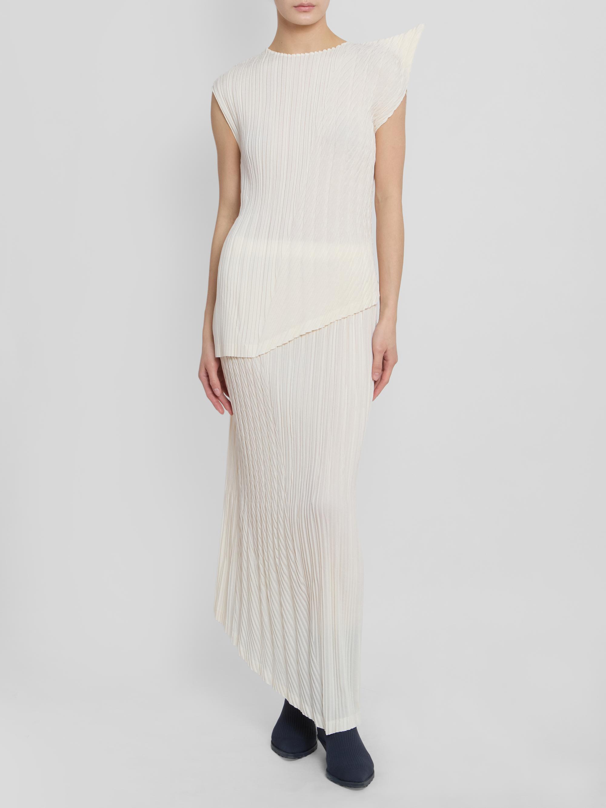 2026FW ISSEY MIYAKE UNFURLING PLEATS白 Issey Miyake Unfurling Pleats Shirt | Saks Fifth Avenue