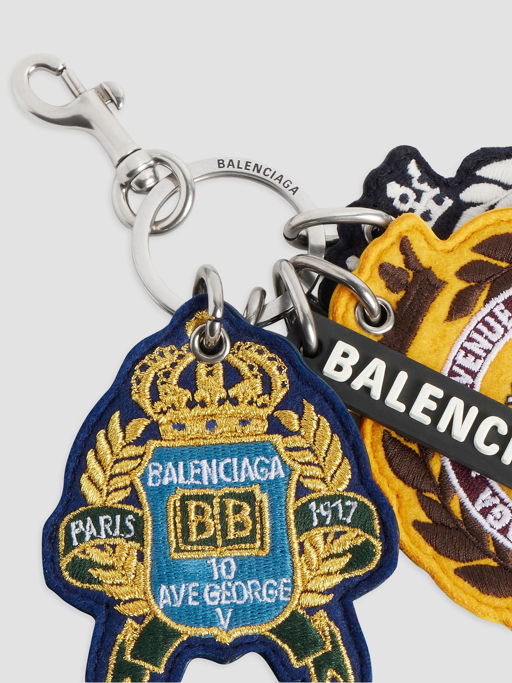 みー BALENCIAGA ロゴチャーム Balenciaga Keyring Charm Patches | Saks Fifth Avenue