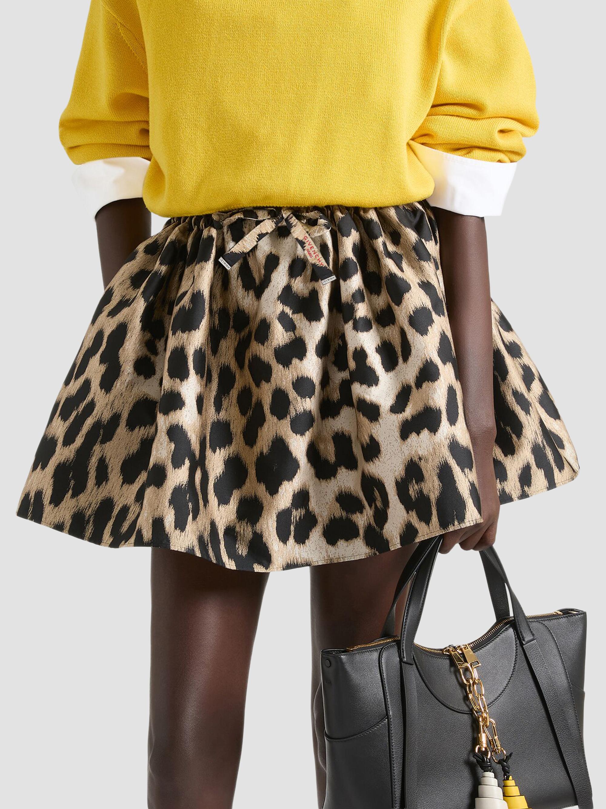 GIVENCHY スカート Givenchy Mini Pleated Skirt in Leopard Jacquard | Saks Fifth Avenue